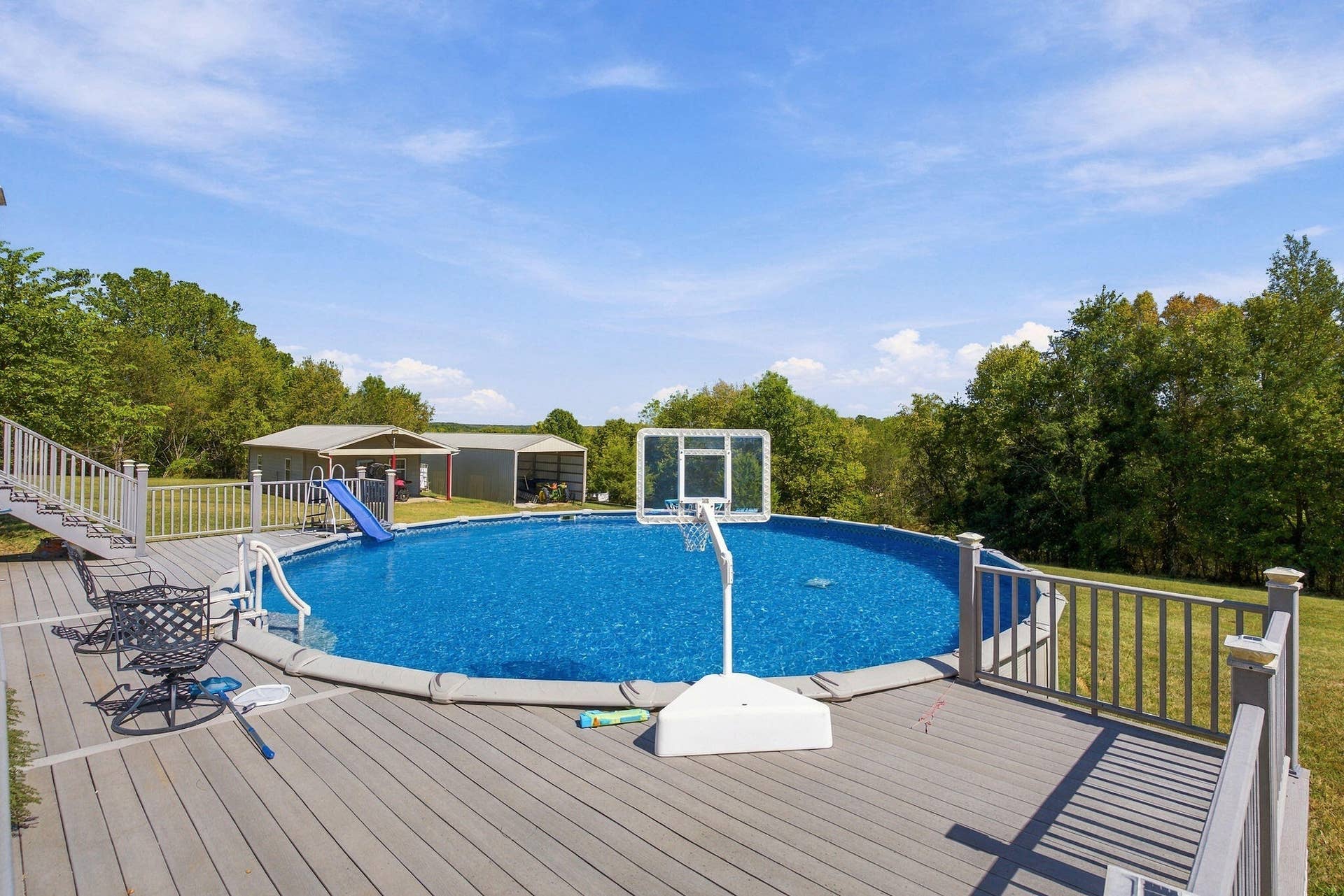 Pool & Decking