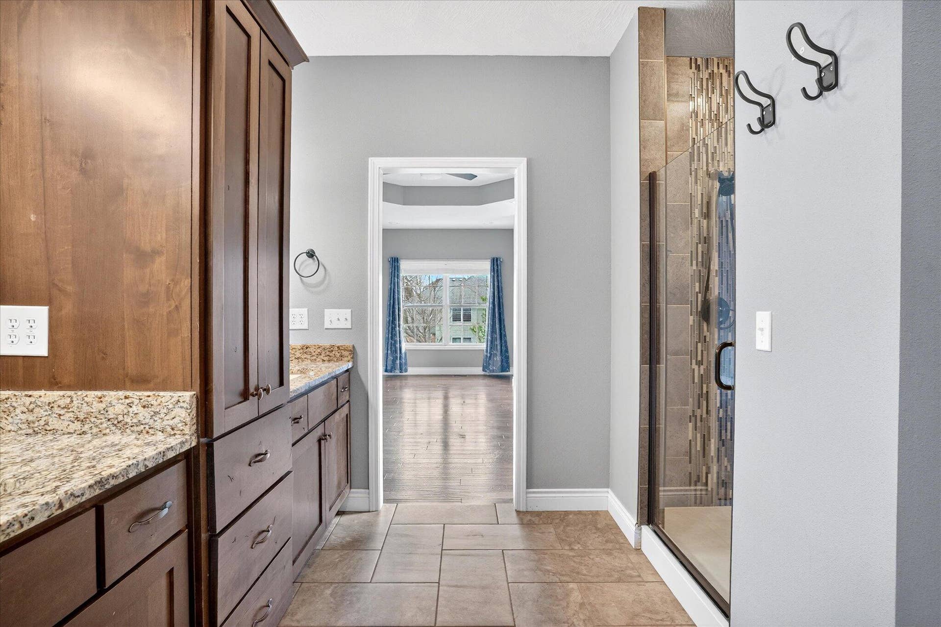 634 N Rockingham Avenue, Nixa, MO 65714 38-37
