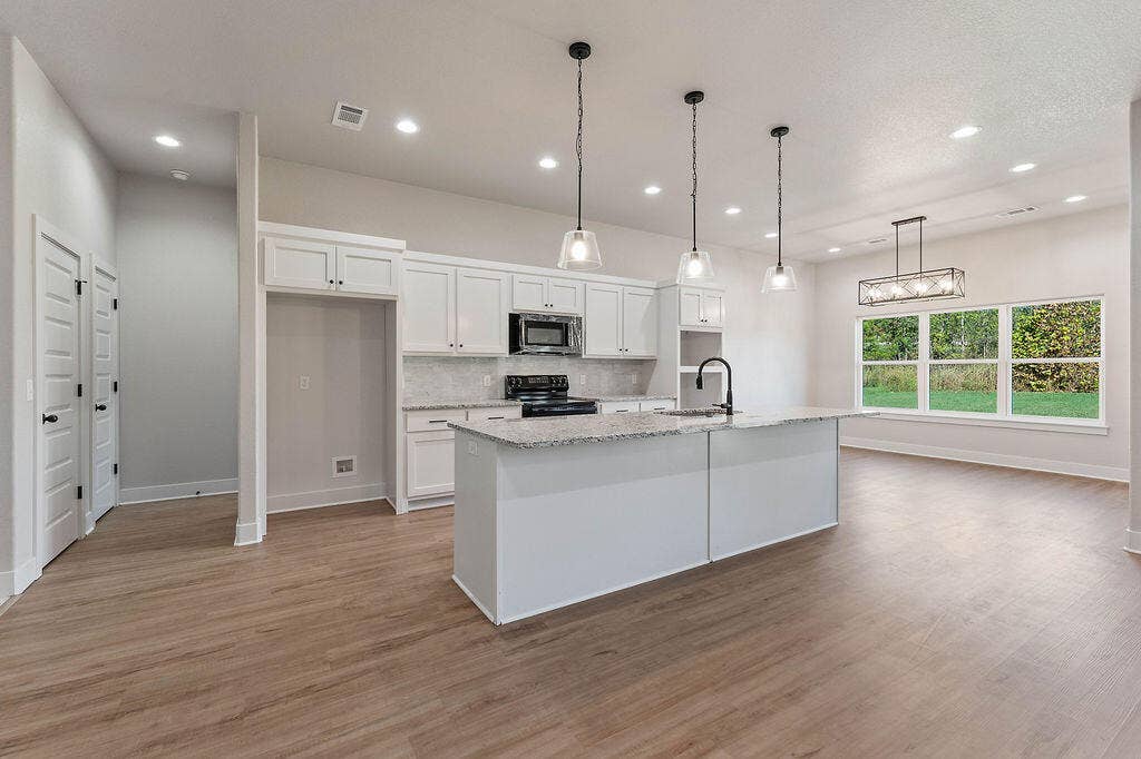 72 Lob Lob Lane, Pineville, MO 64856 PictureProvisionMLSPhotoCJR-11