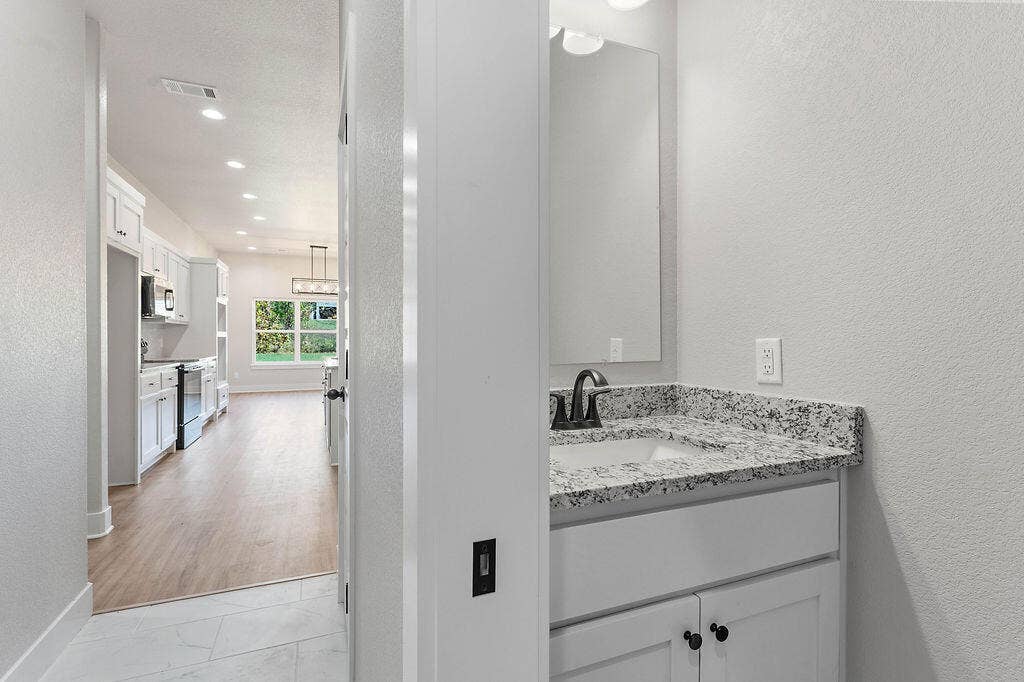 72 Lob Lob Lane, Pineville, MO 64856 PictureProvisionMLSPhotoCJR-15