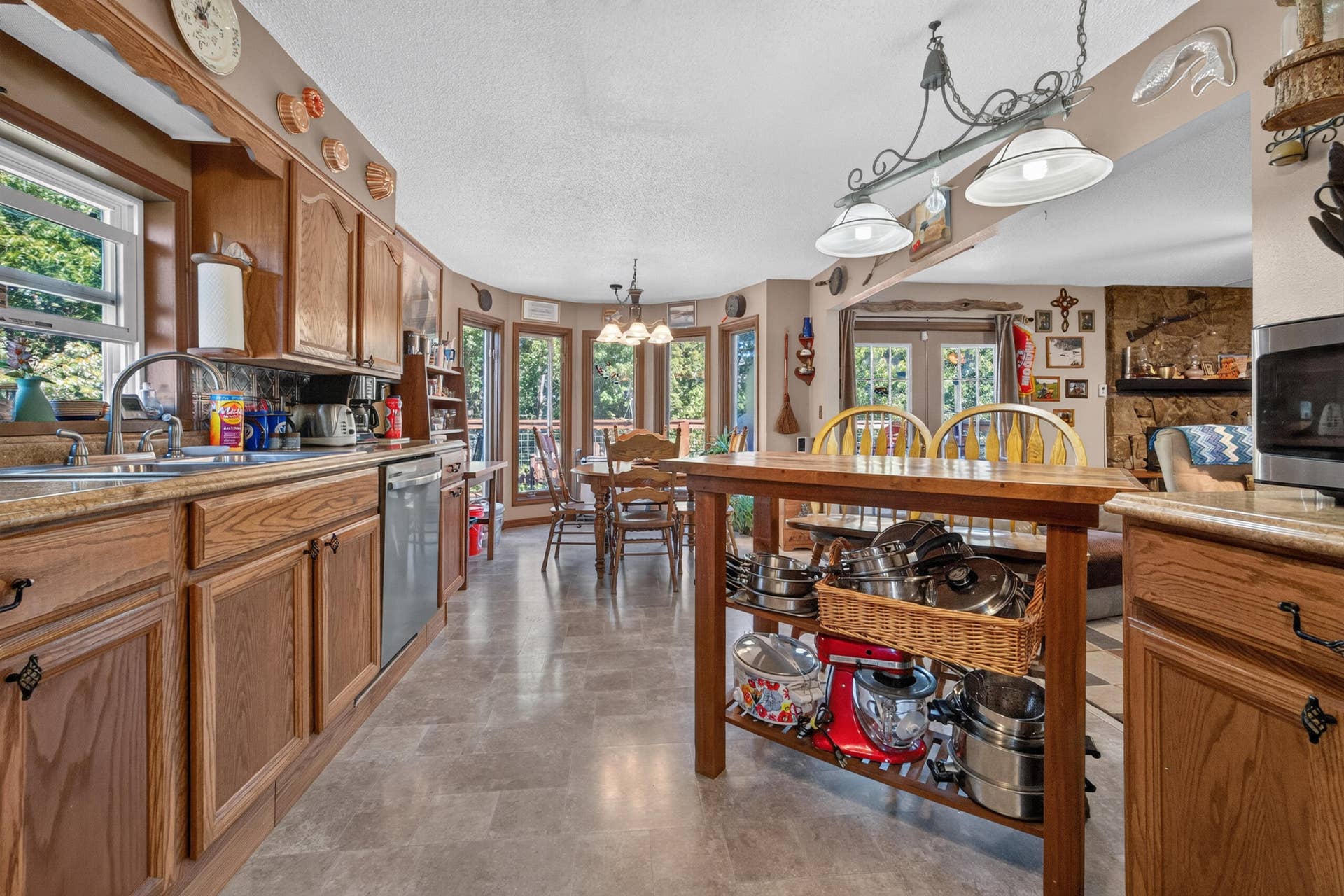 1144 Keystone Road, Reeds Spring, MO 65737 Kitchen-Dining Combo