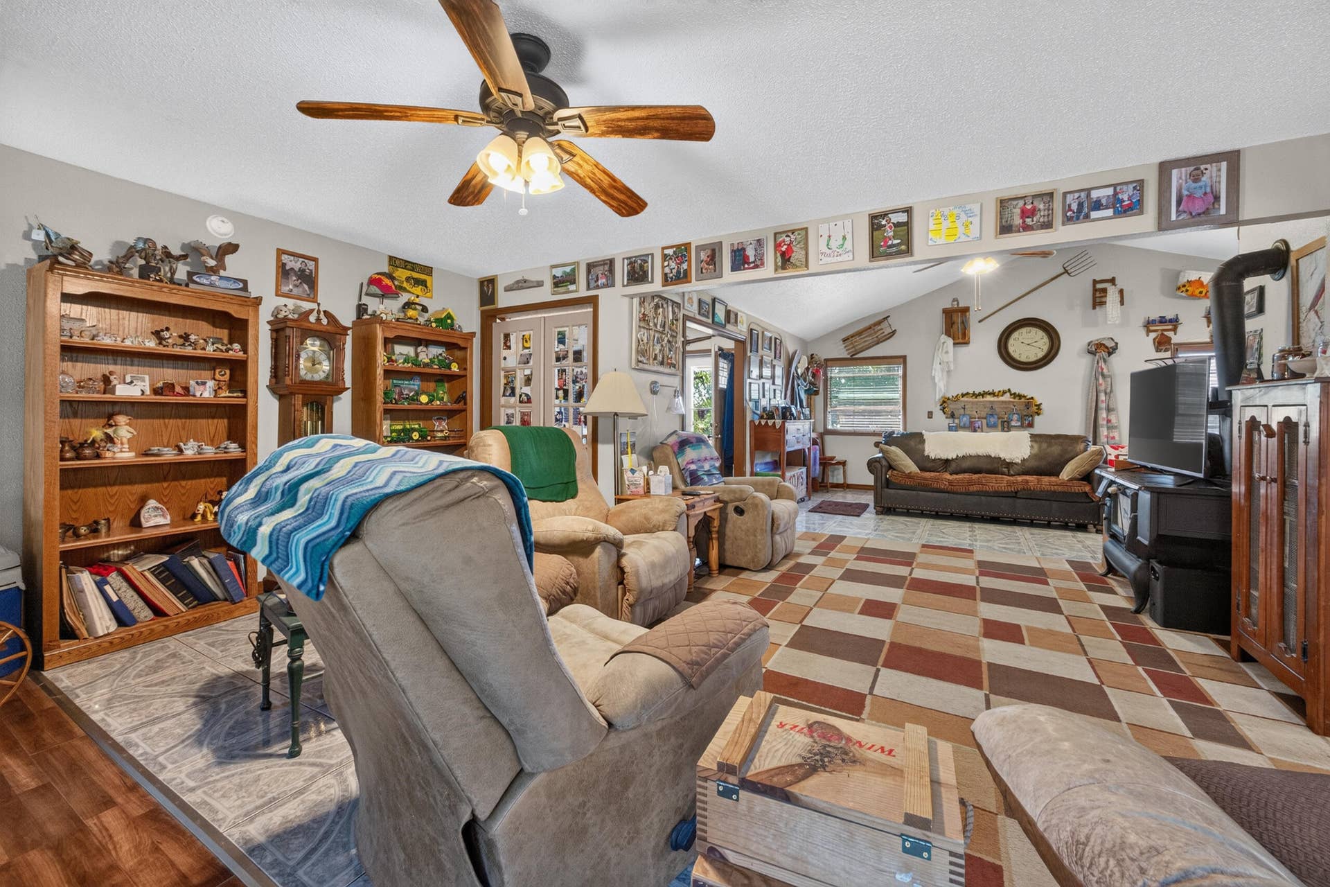 1144 Keystone Road, Reeds Spring, MO 65737 Upstairs Living Area
