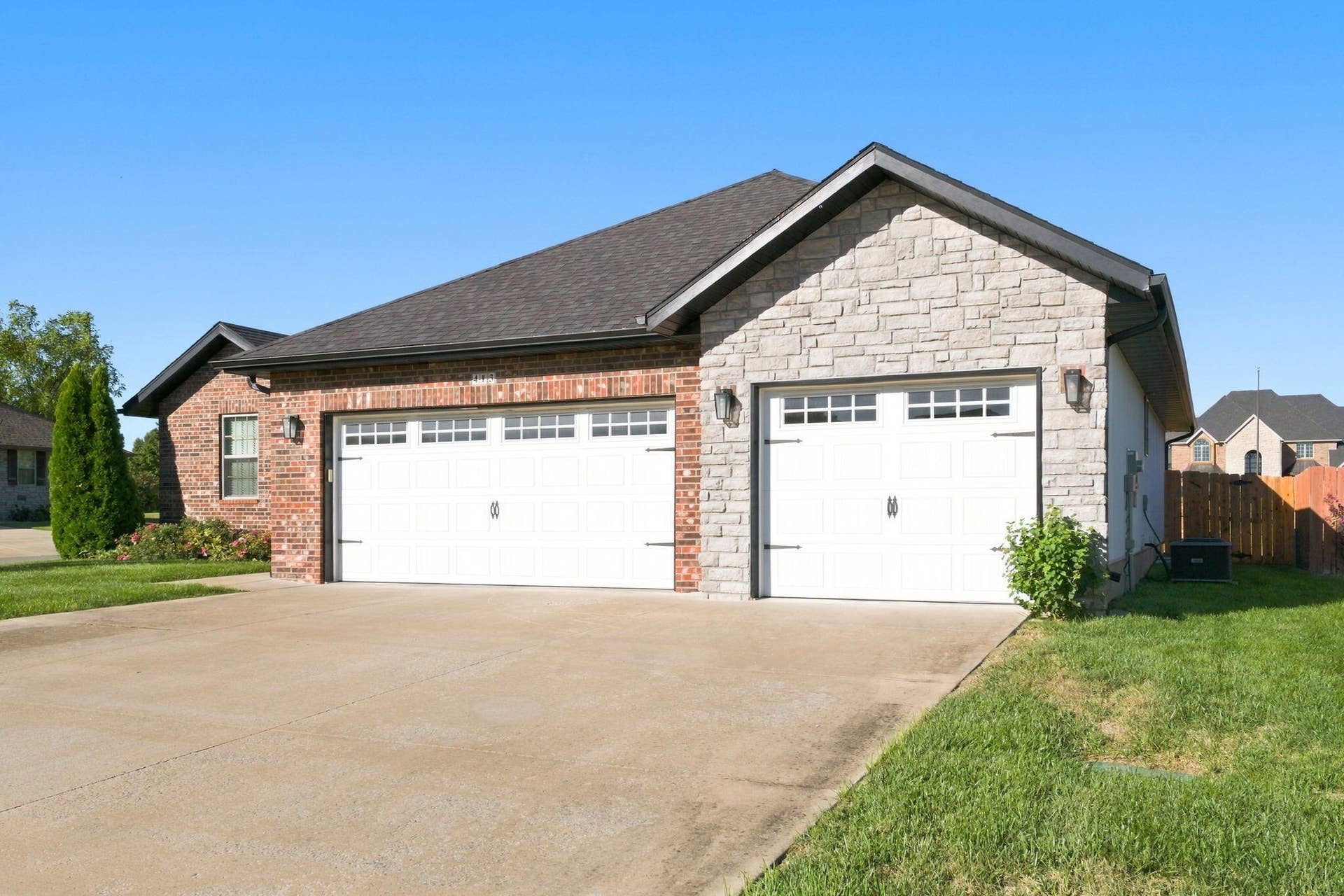 3 Car Garage