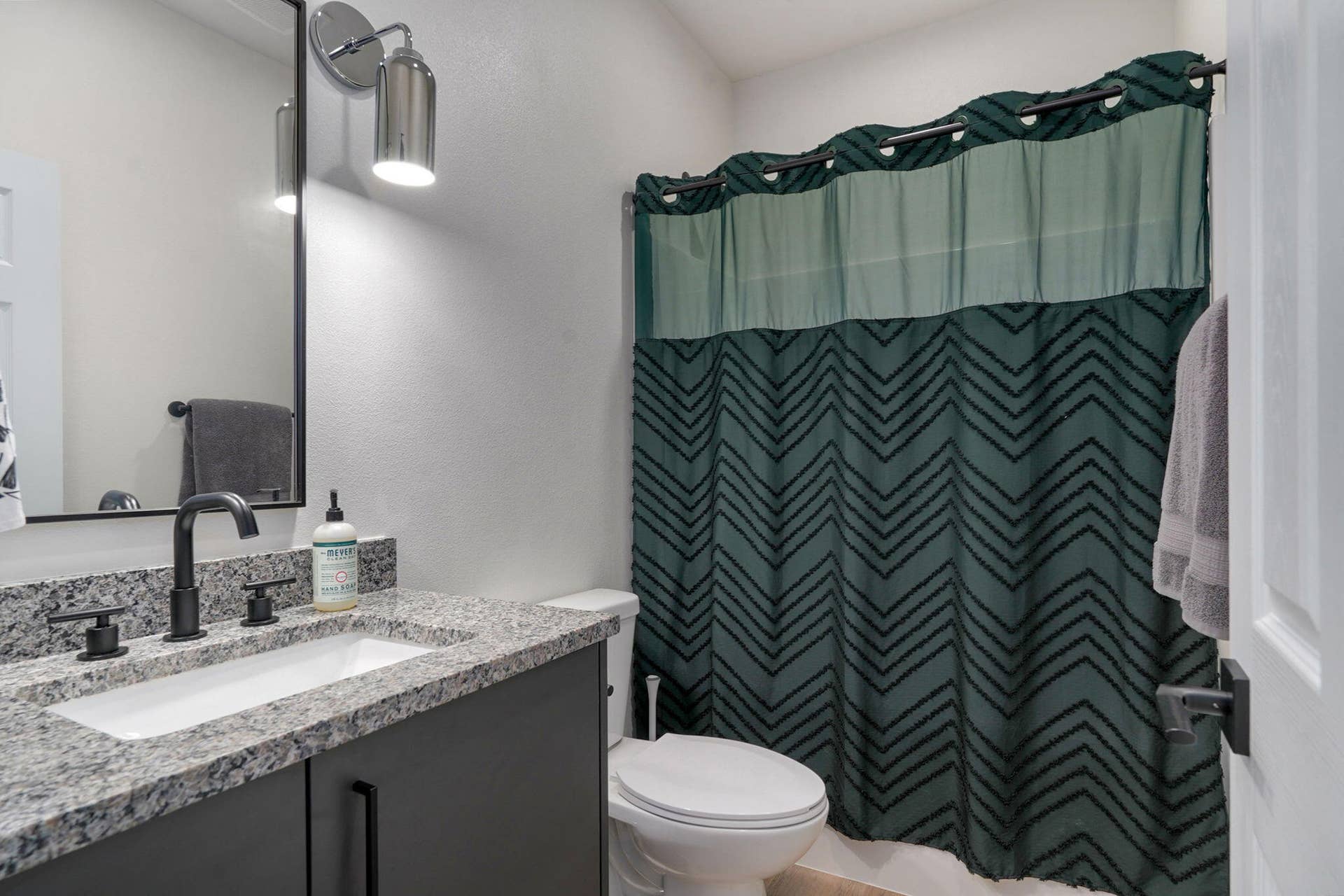2605 N Prospect Avenue, Springfield, MO 65803 2605 N Prospect Ave-11
