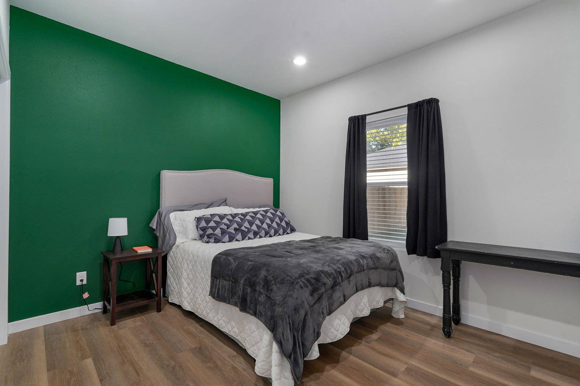 2605 N Prospect Avenue, Springfield, MO 65803 2605 N Prospect Ave-10