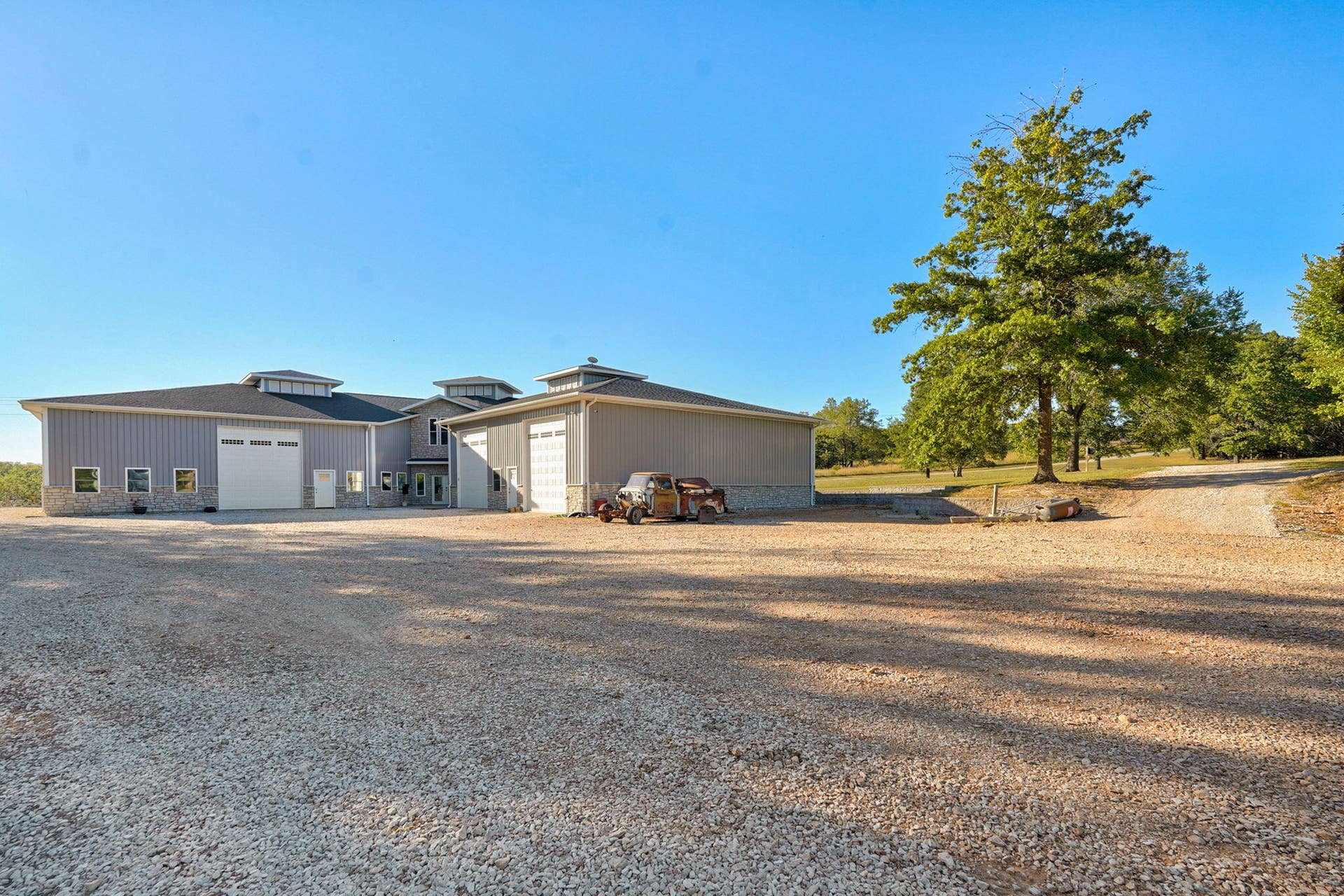 708 White Oak Rd-34