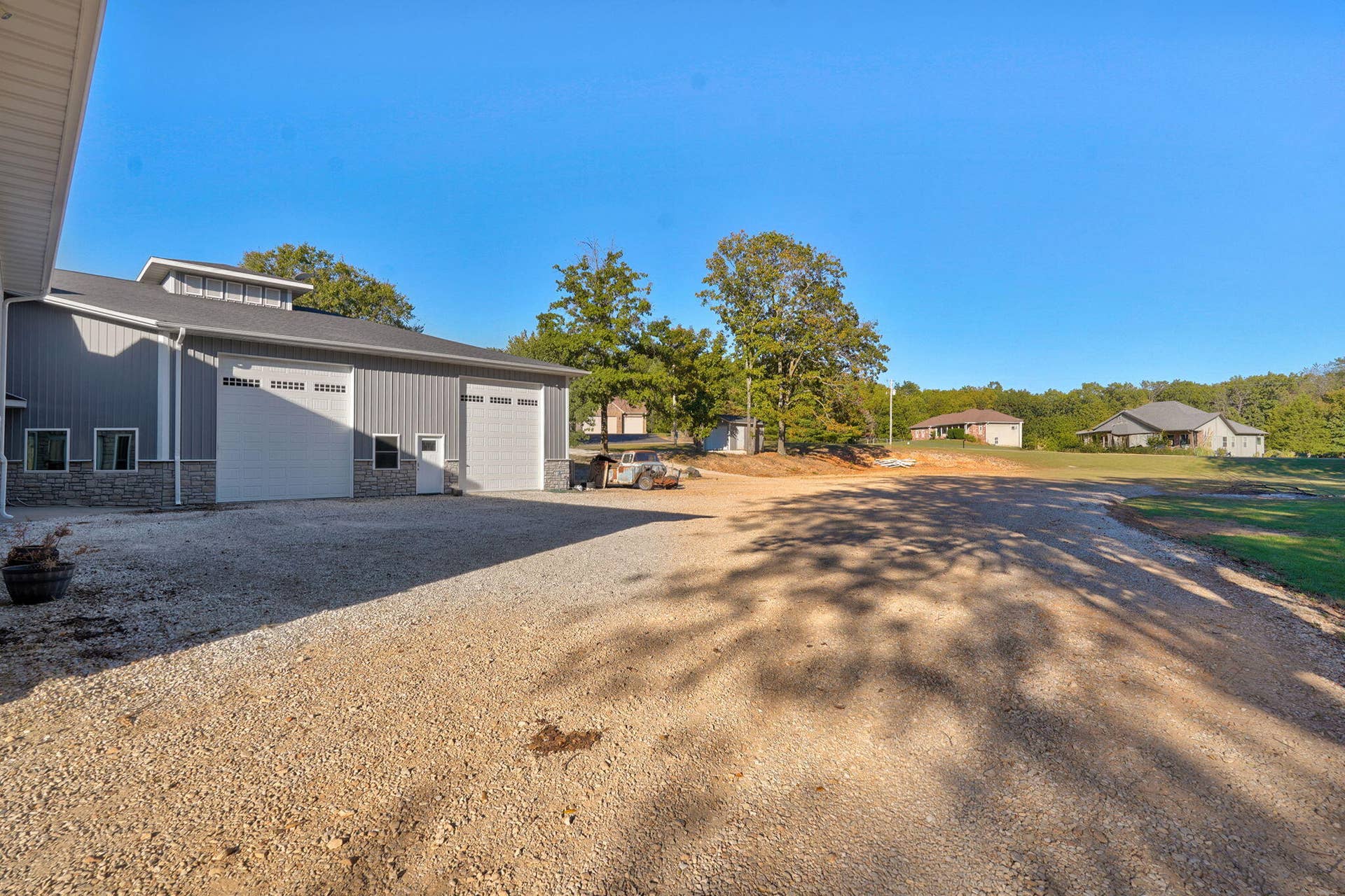 708 White Oak Rd-31