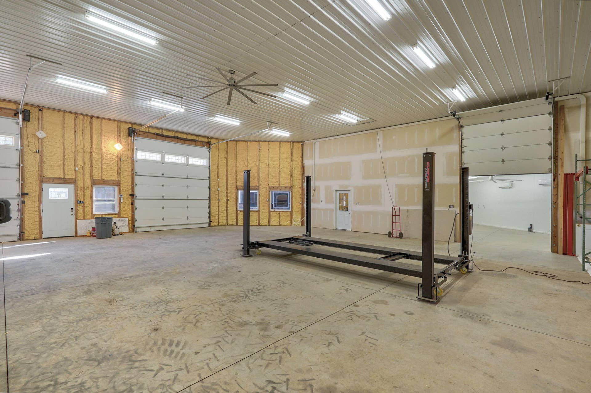 708 White Oak Rd-14