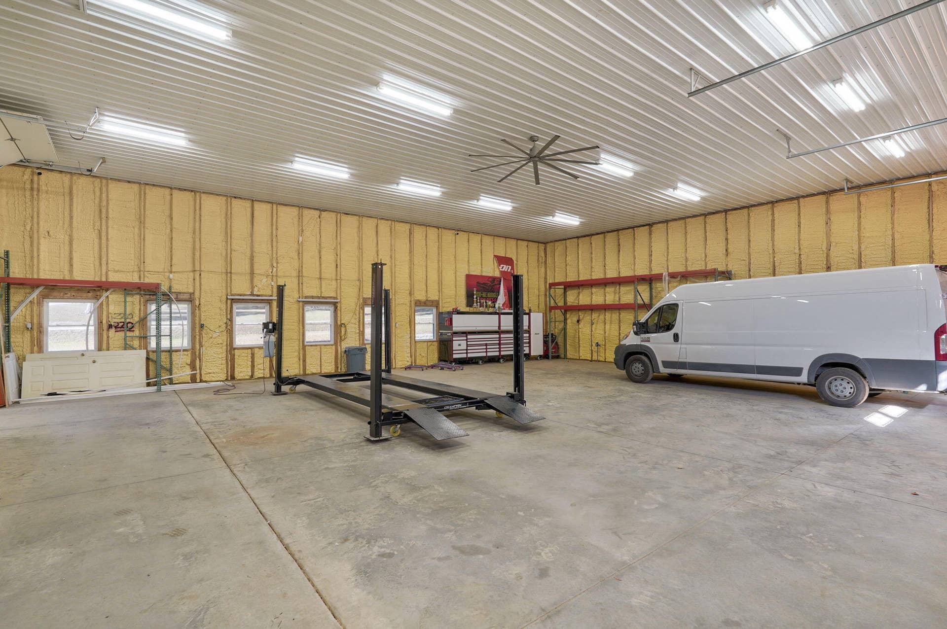 708 White Oak Rd-13