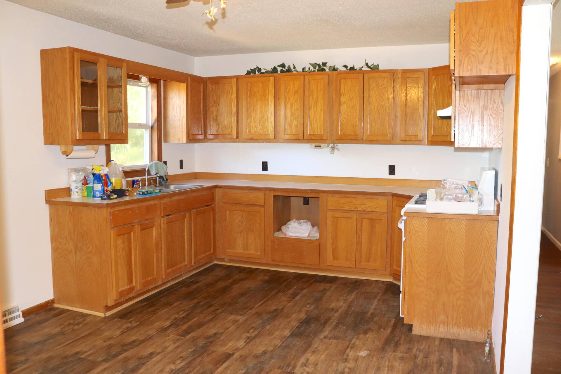 232 E Miller Street, Mansfield, MO 65704 IMG_8194