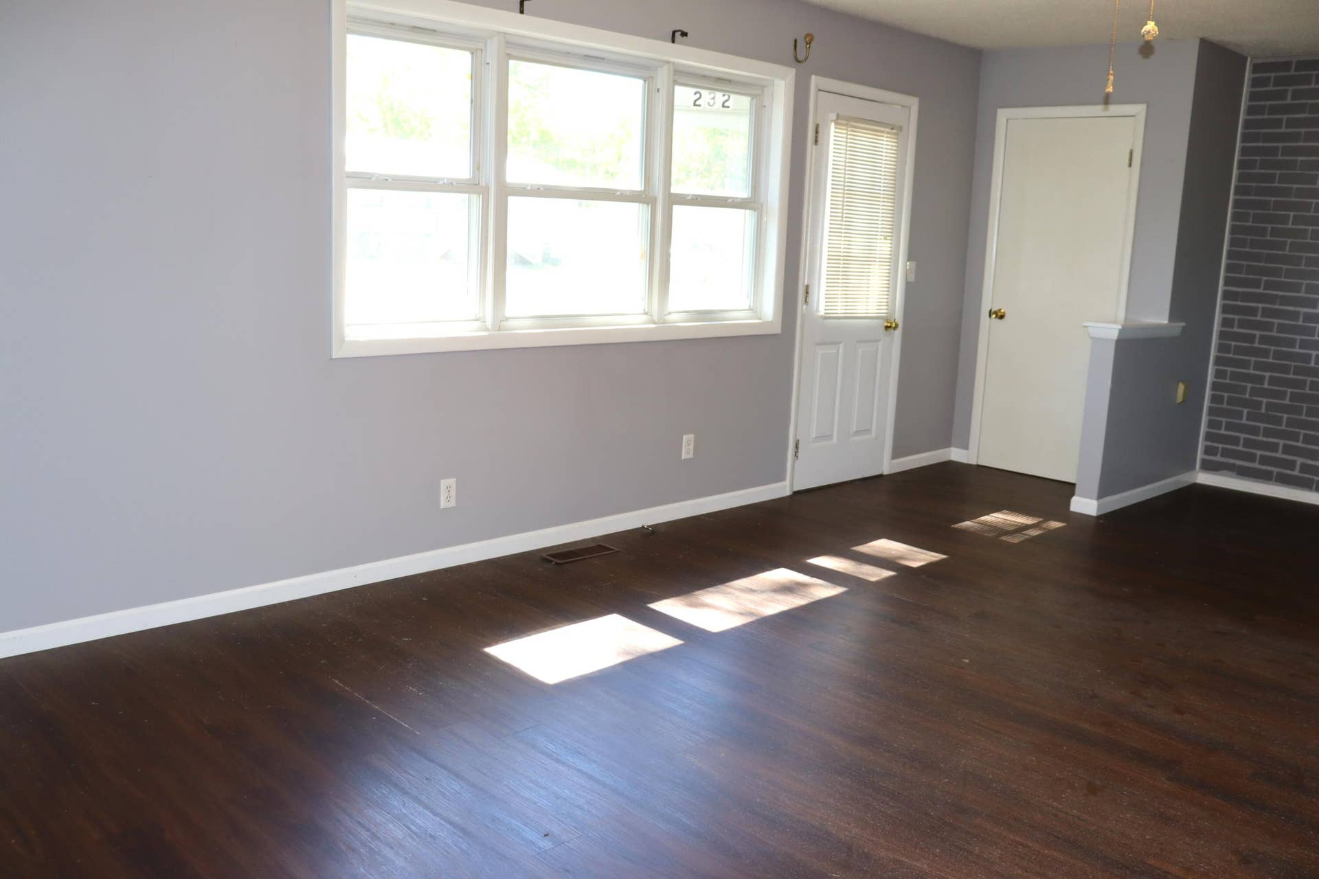 232 E Miller Street, Mansfield, MO 65704 IMG_8192