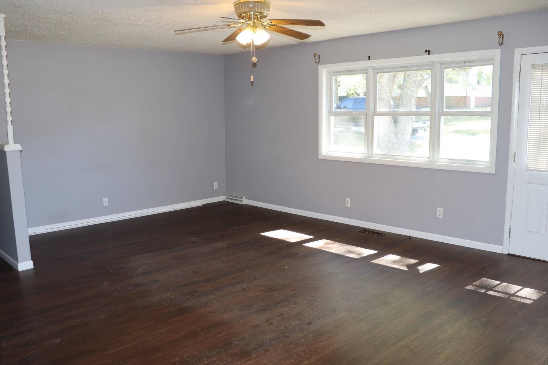 232 E Miller Street, Mansfield, MO 65704 IMG_8189