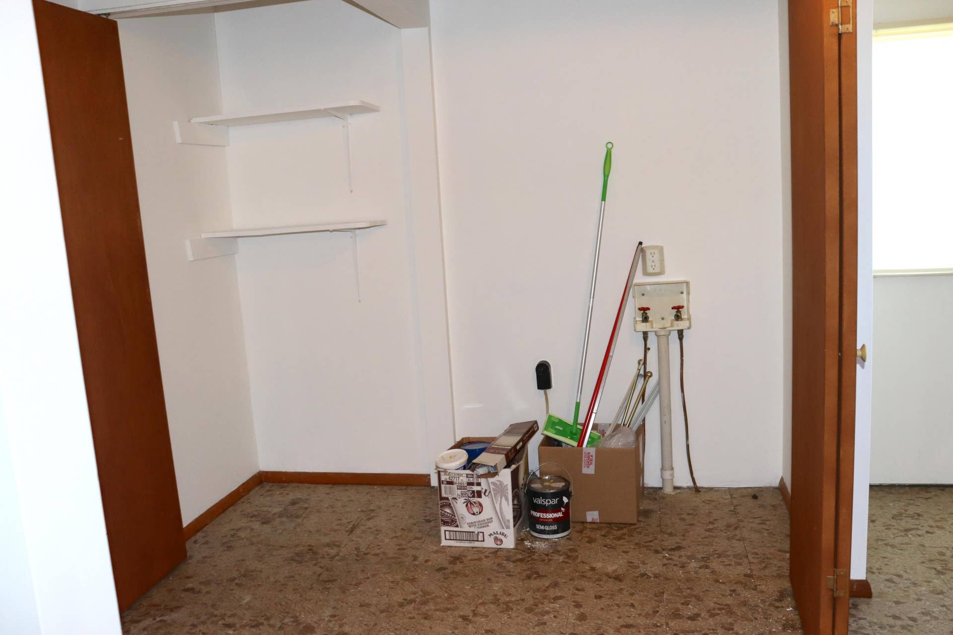 232 E Miller Street, Mansfield, MO 65704 IMG_8205