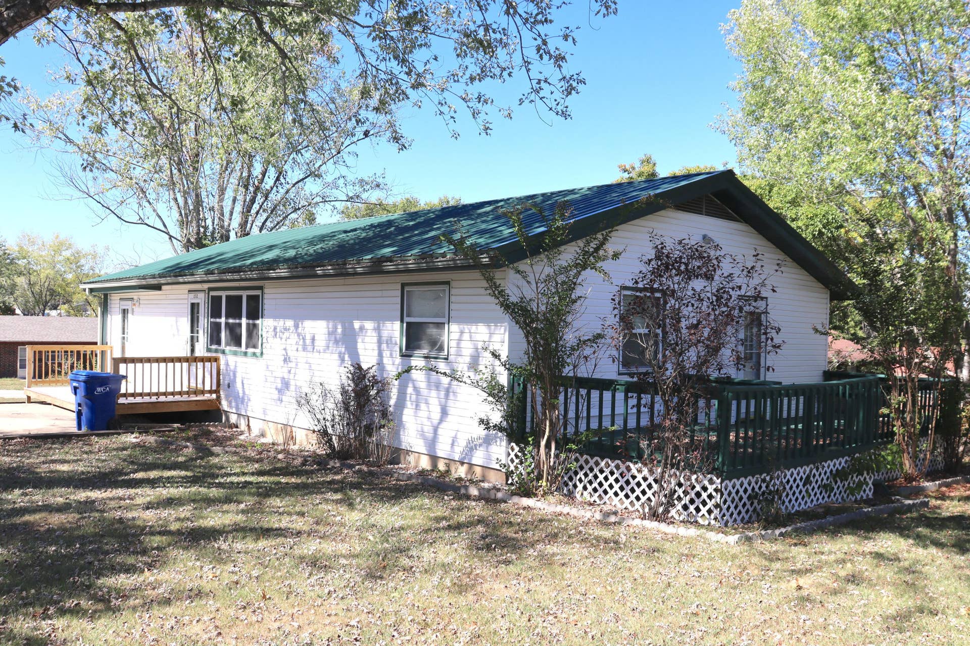 232 E Miller Street, Mansfield, MO 65704 IMG_8210