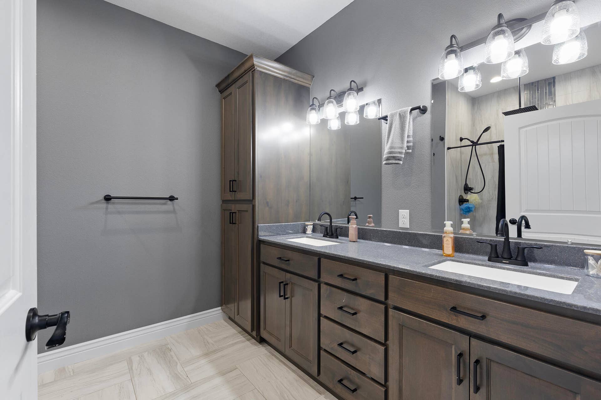 2207 W Greystone Square, Webb City, MO 64870 3U5A4353