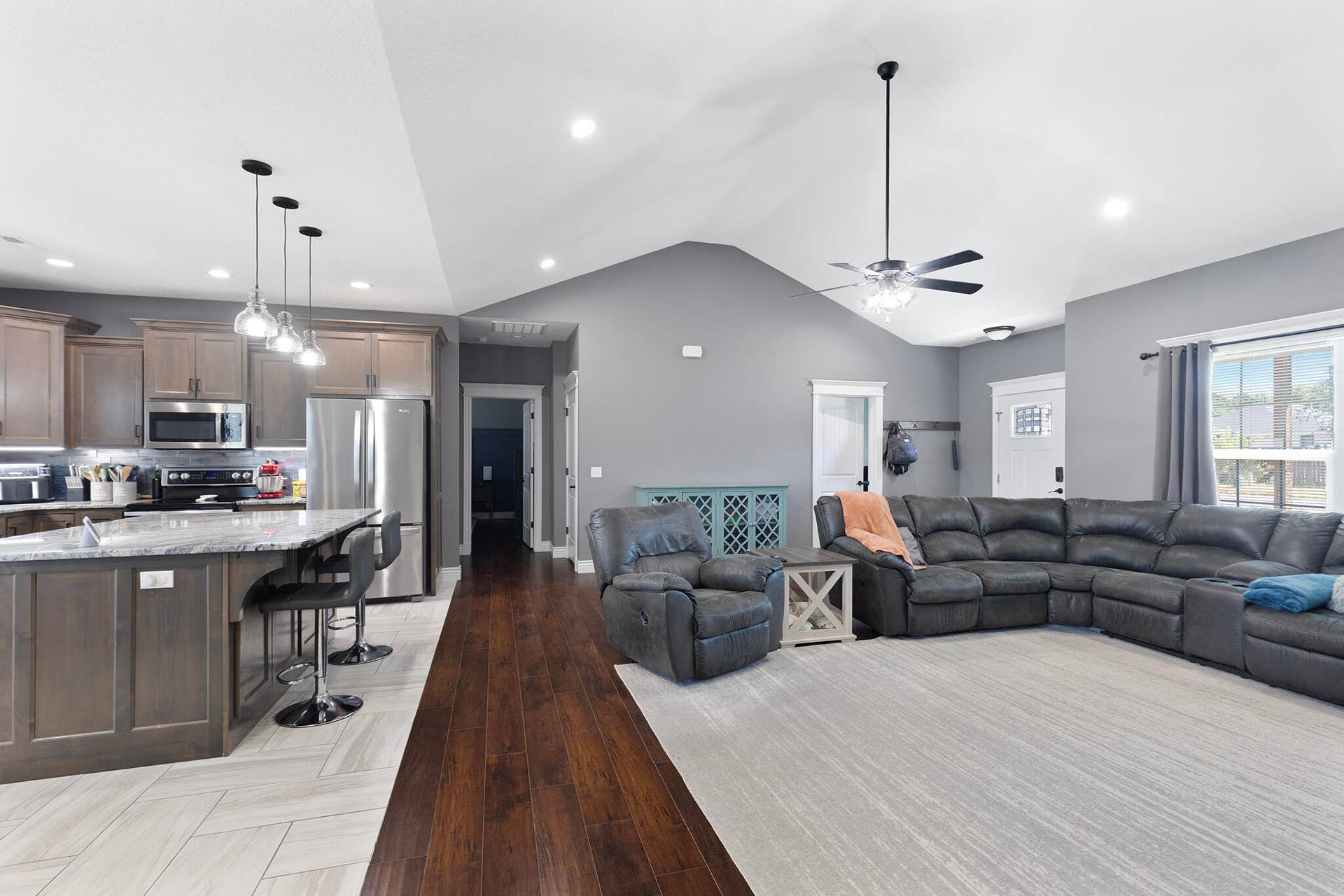 2207 W Greystone Square, Webb City, MO 64870 3U5A4408