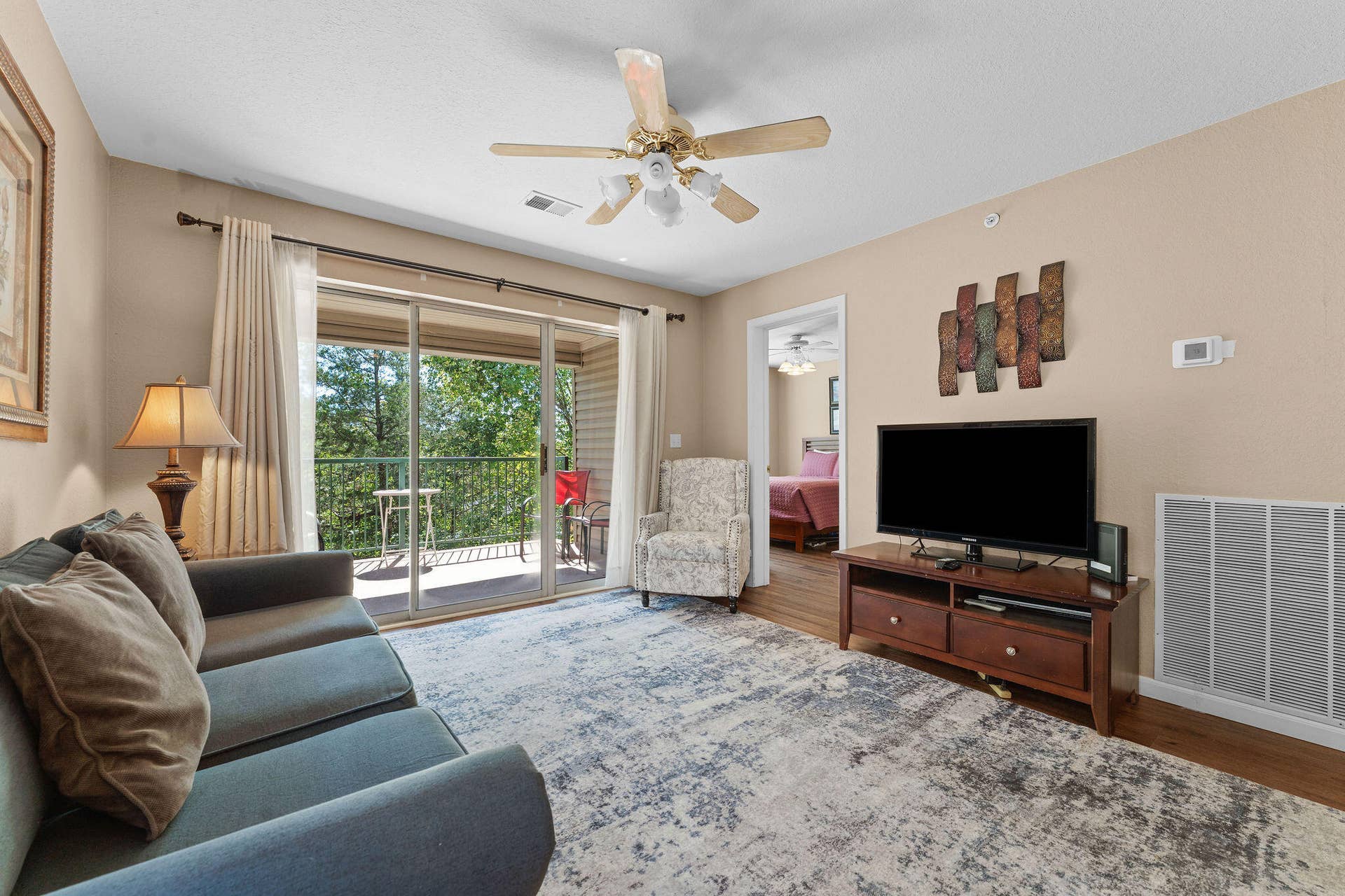 545 Valley View Road, #E-101, Branson, MO 65616 545 Valley View E-101 Branson, MO 65616