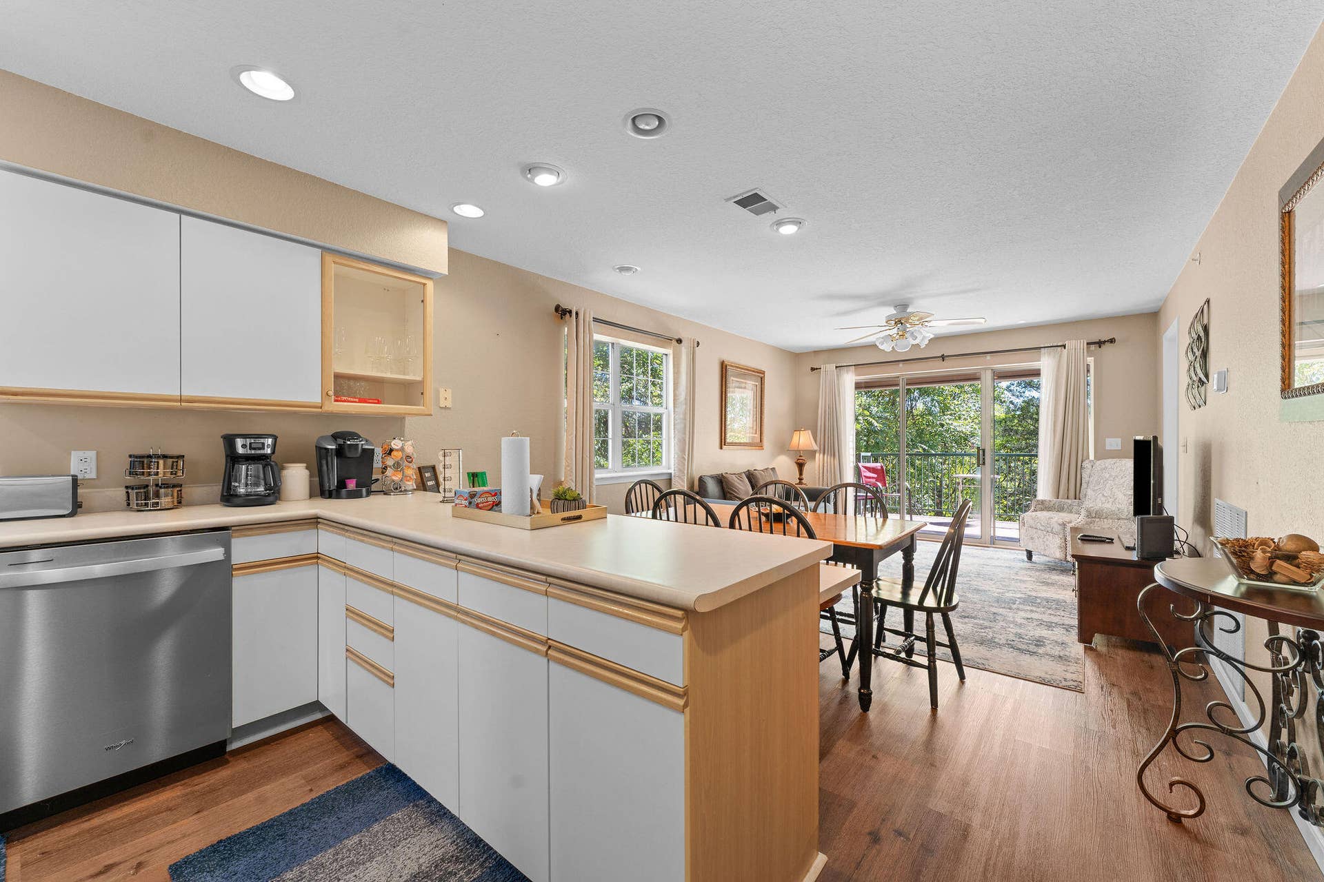 545 Valley View Road, #E-101, Branson, MO 65616 545 Valley View E-101 Branson, MO 65616