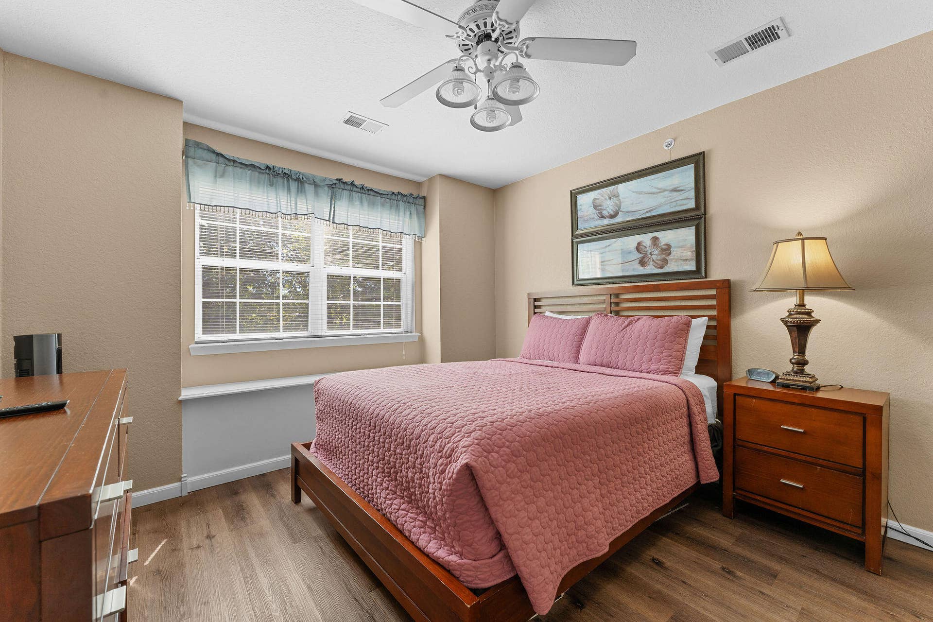 545 Valley View Road, #E-101, Branson, MO 65616 545 Valley View E-101 Branson, MO 65616