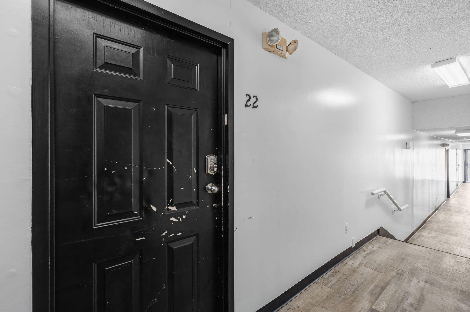 1015 E Walnut Street, Springfield, MO 65806 8-web-or-mls-DSC06152