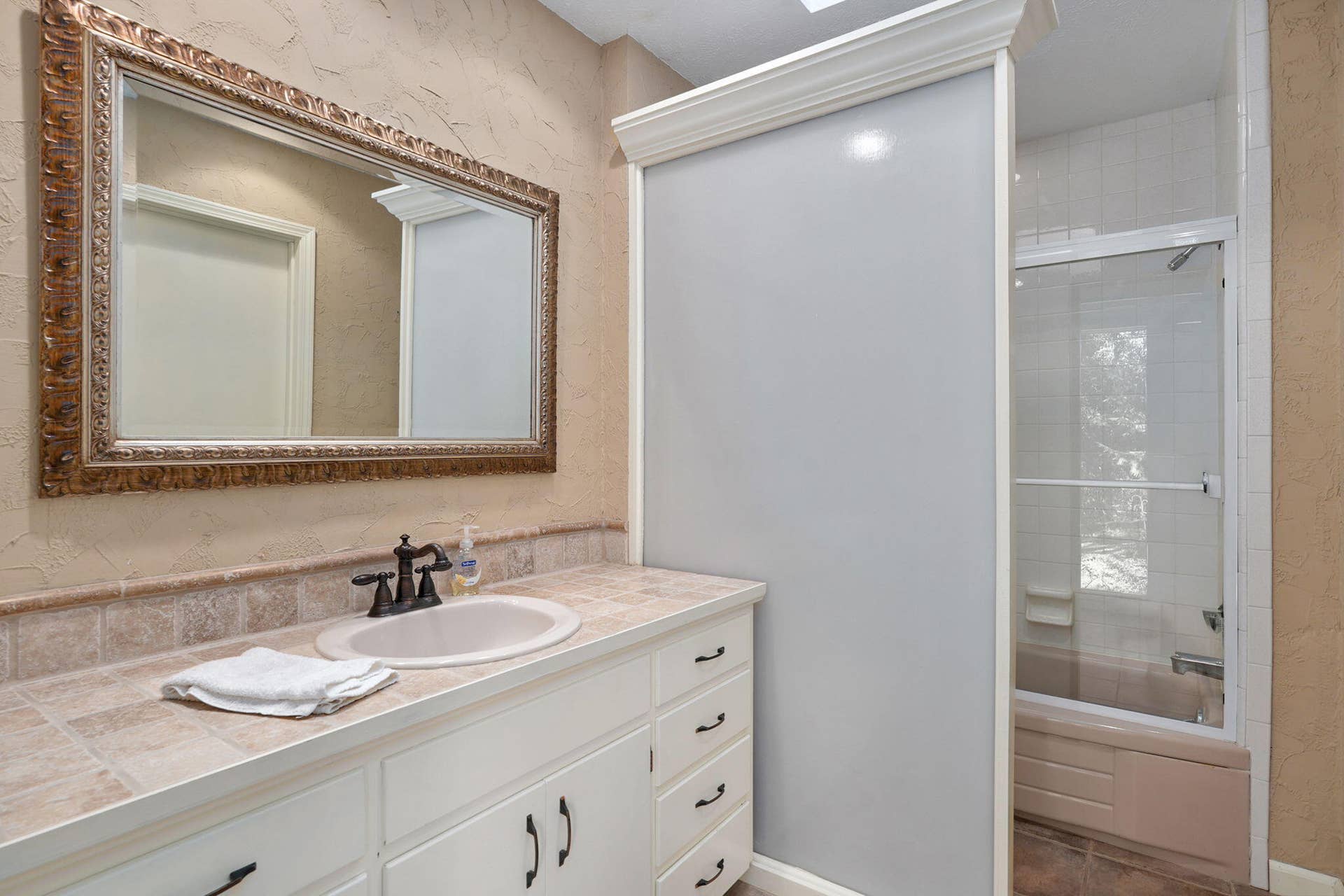 706 S Pearson Drive, Springfield, MO 65809 706 S Pearson Dr-49