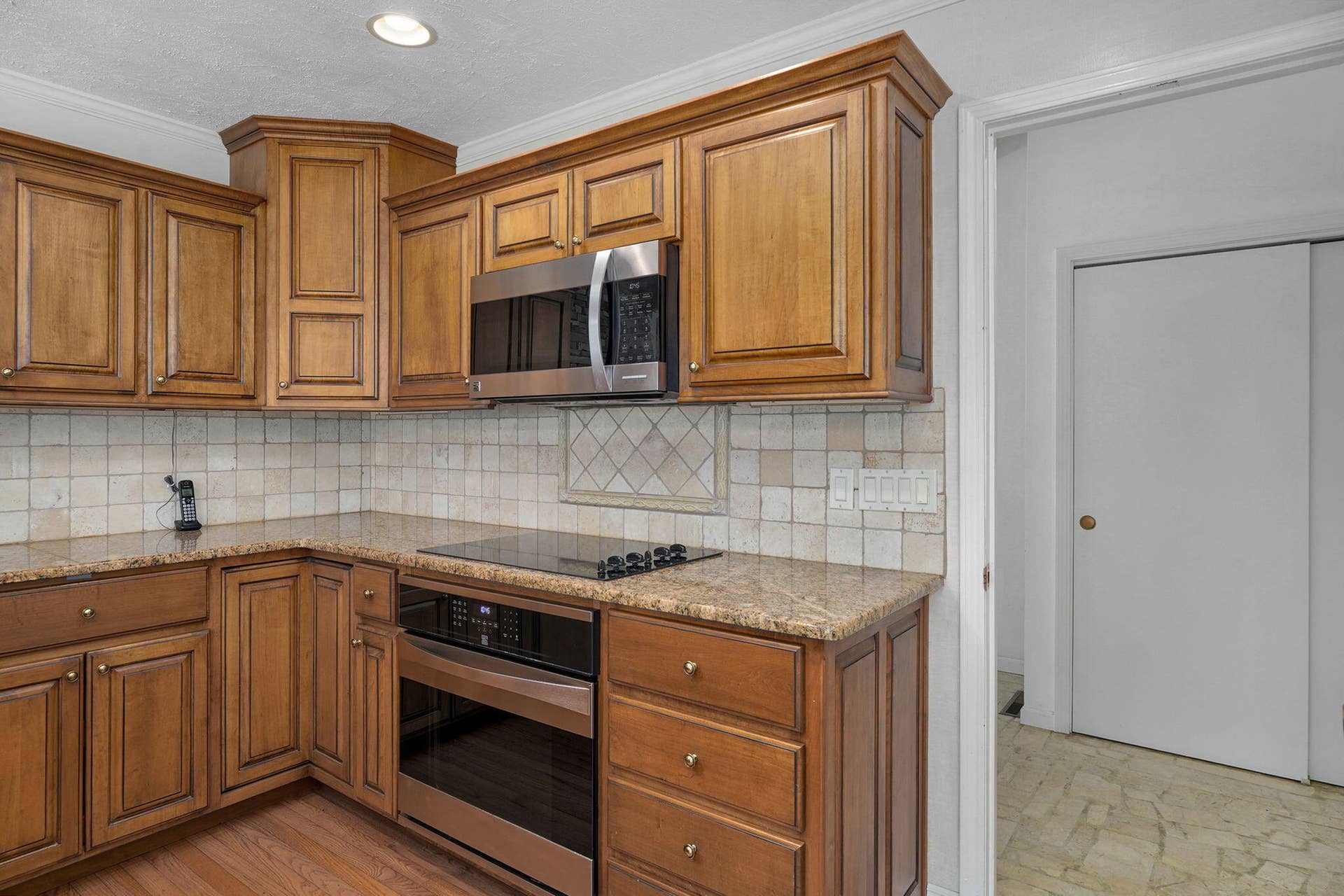 706 S Pearson Drive, Springfield, MO 65809 706 S Pearson Dr-30