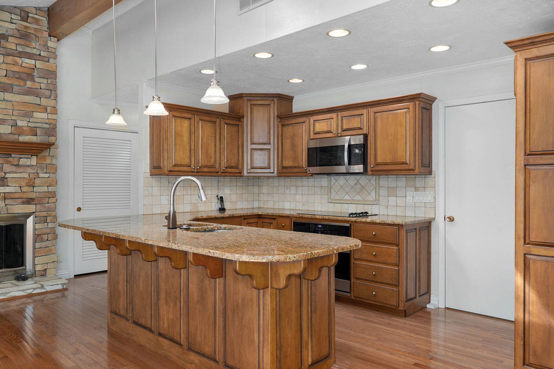 706 S Pearson Drive, Springfield, MO 65809 706 S Pearson Dr-28