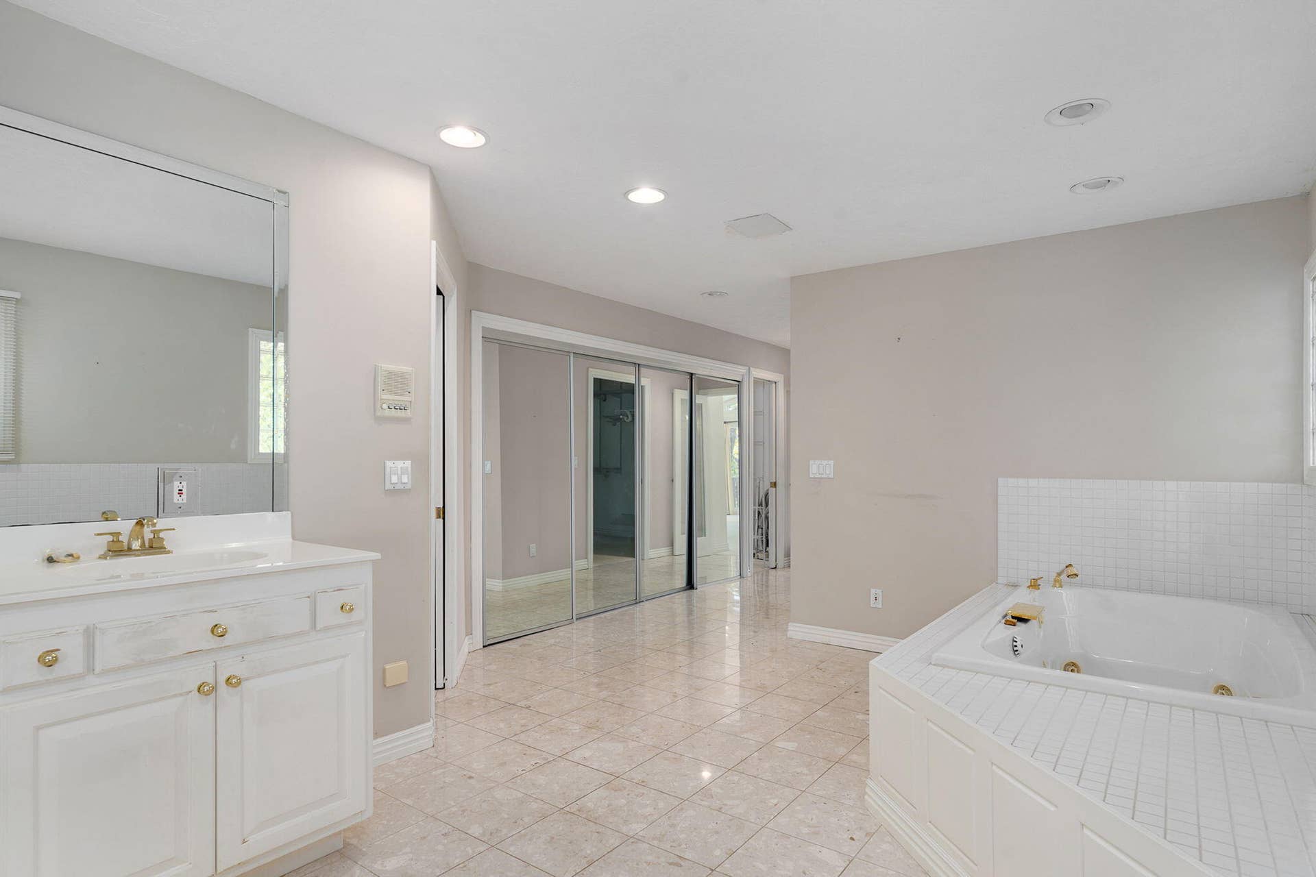 706 S Pearson Drive, Springfield, MO 65809 706 S Pearson Dr-44