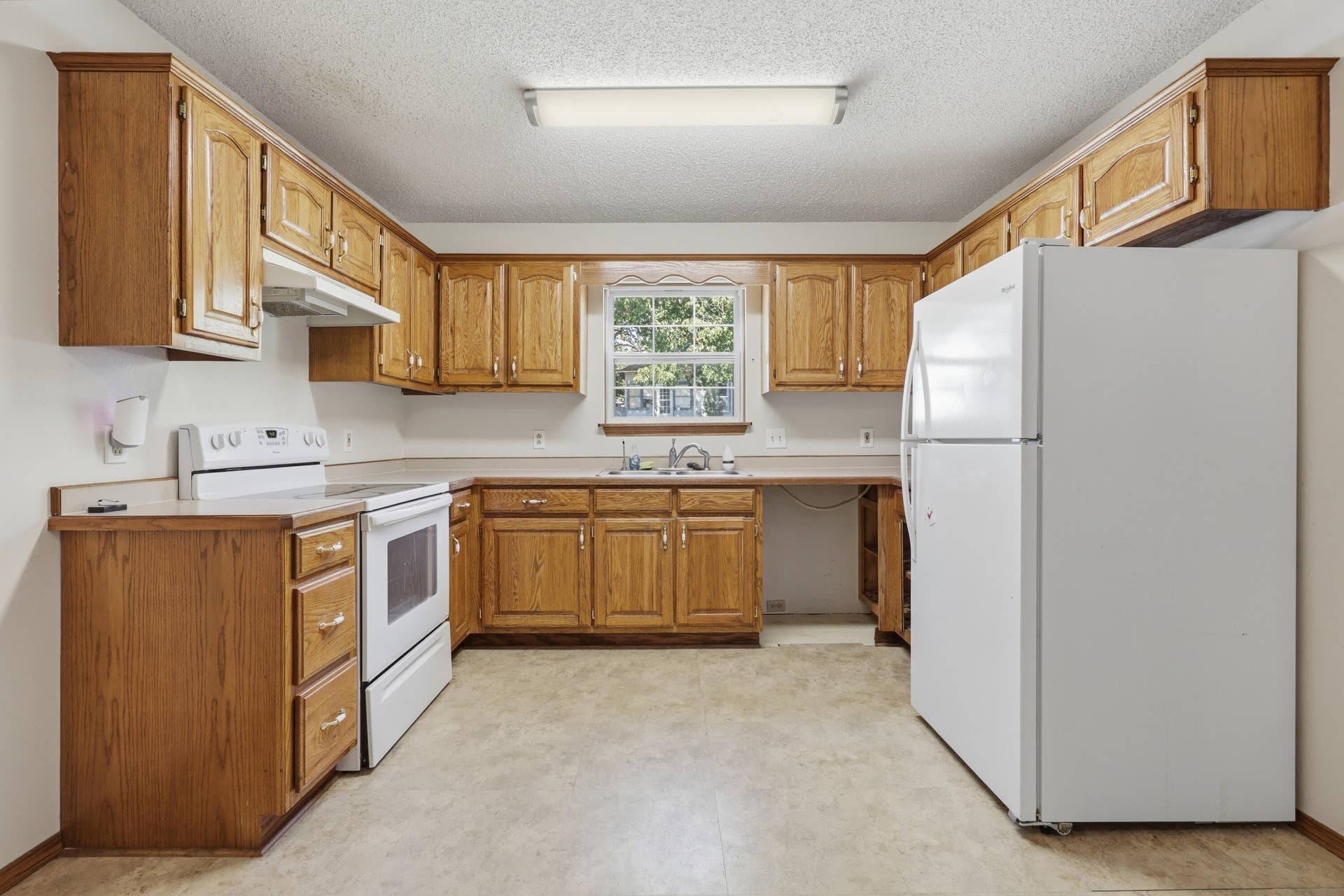 2626 E Vandalia Street, Joplin, MO 64801 013