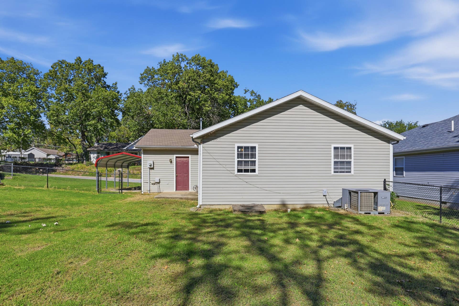 2626 E Vandalia Street, Joplin, MO 64801 005