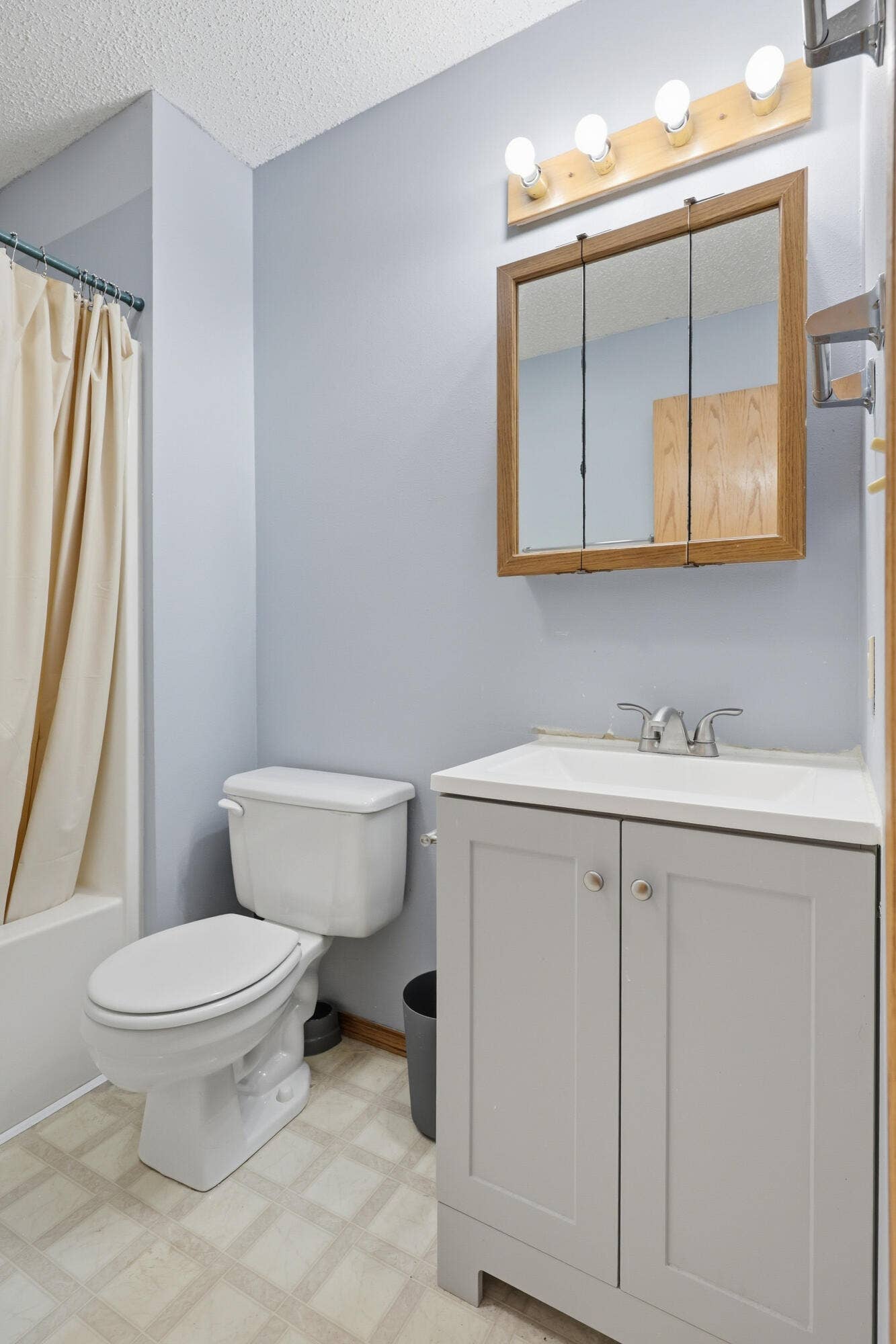 2626 E Vandalia Street, Joplin, MO 64801 028