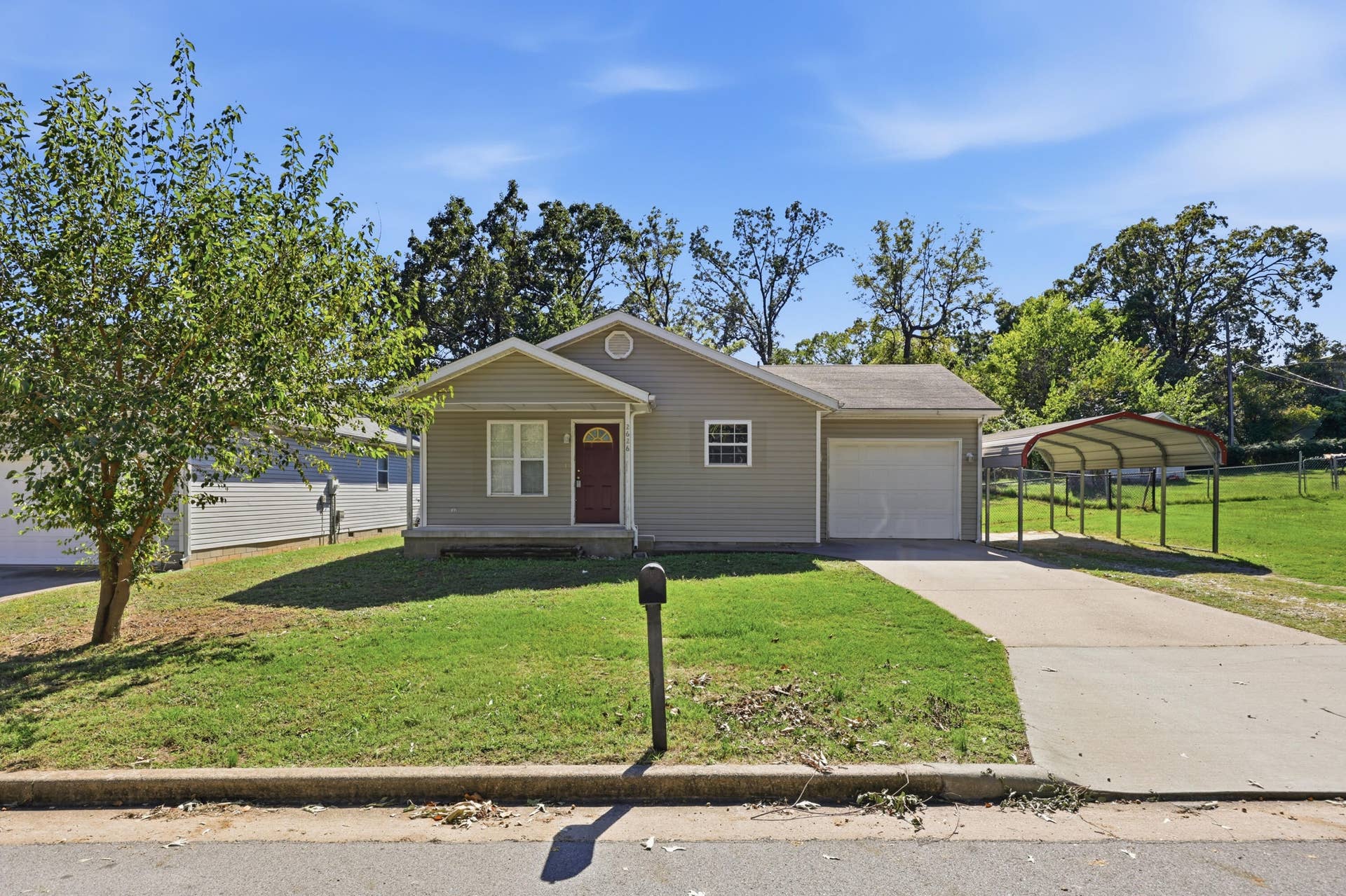 2626 E Vandalia Street, Joplin, MO 64801 002