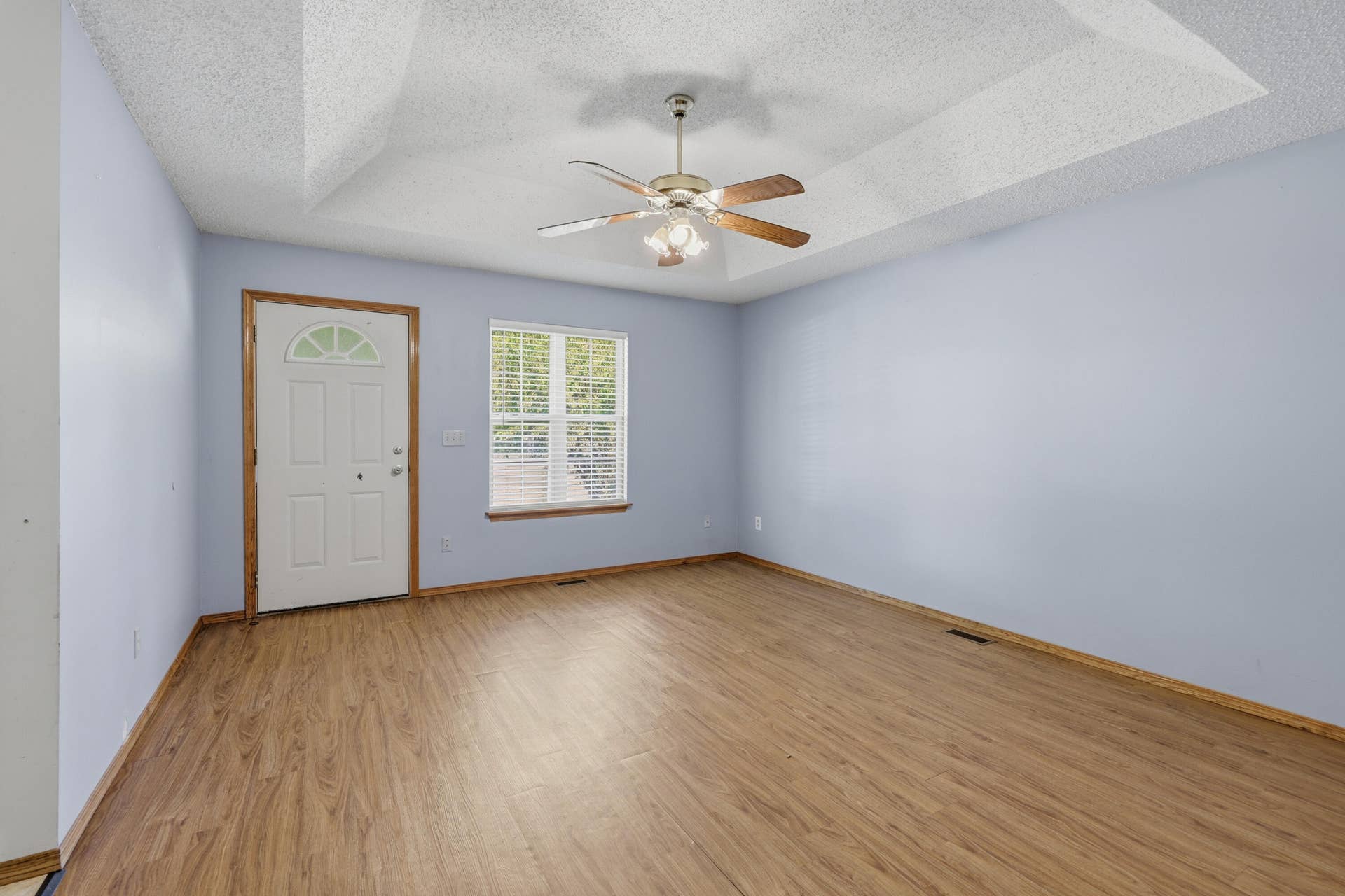 2626 E Vandalia Street, Joplin, MO 64801 008