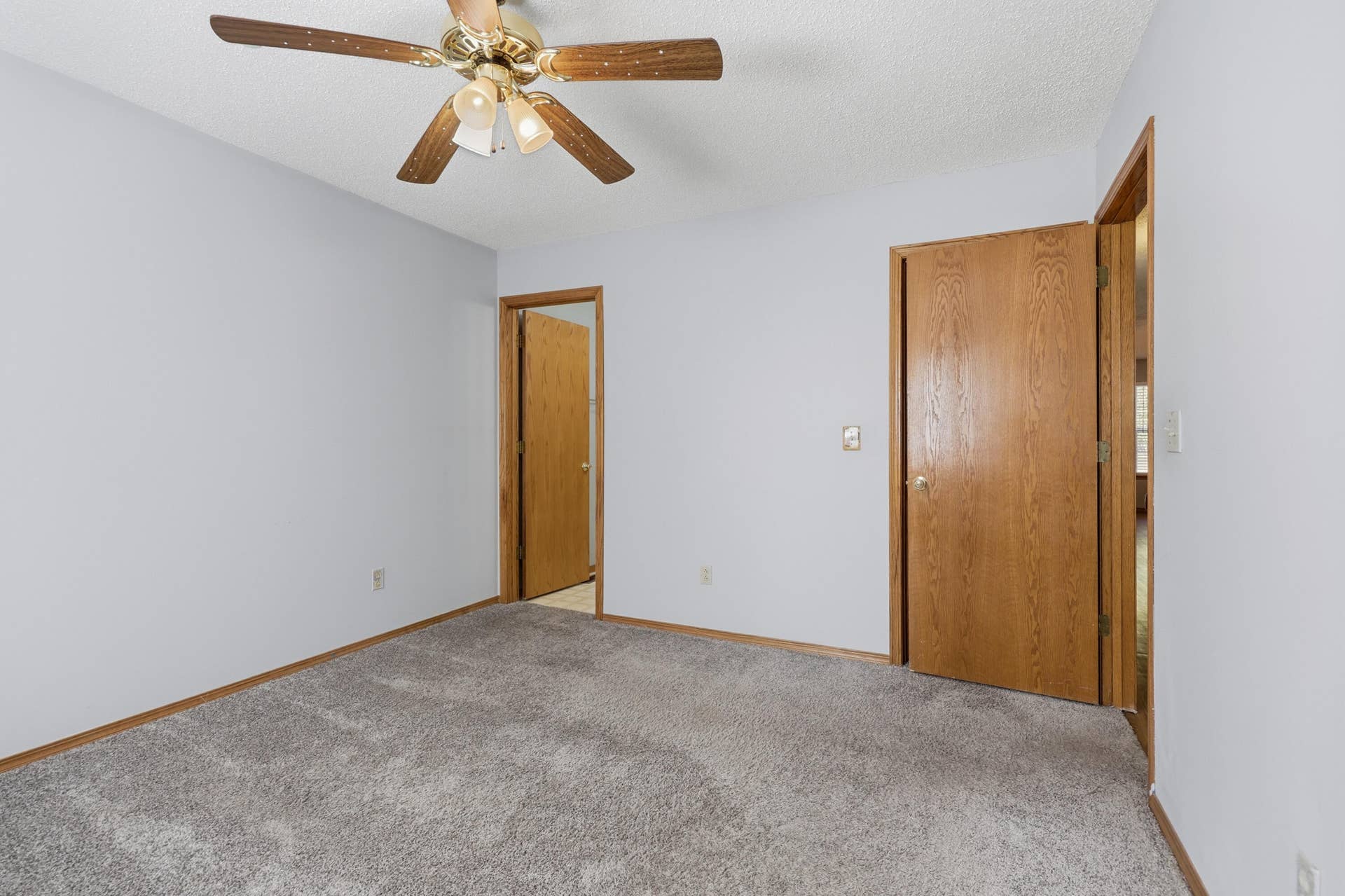 2626 E Vandalia Street, Joplin, MO 64801 024