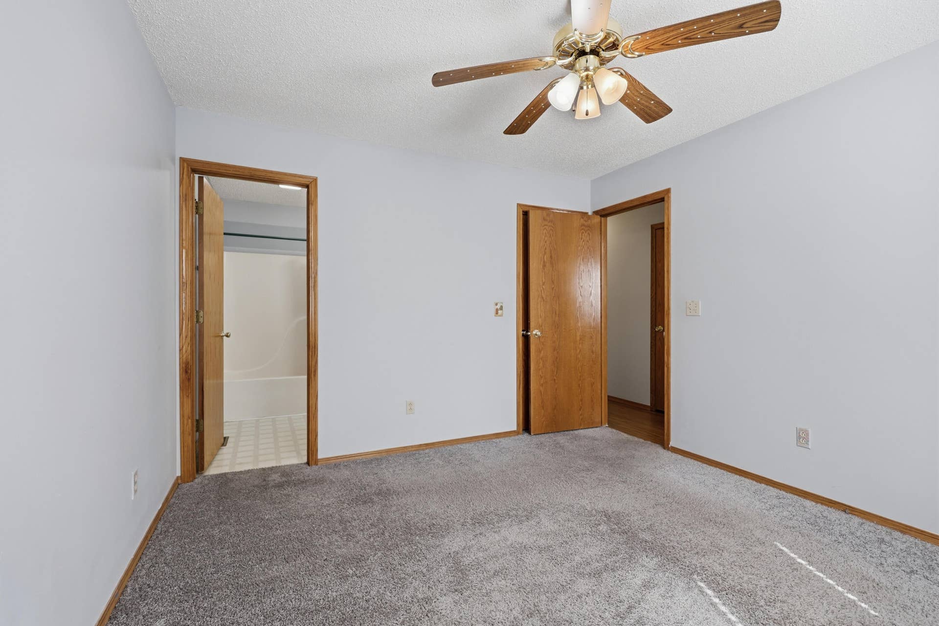 2626 E Vandalia Street, Joplin, MO 64801 025