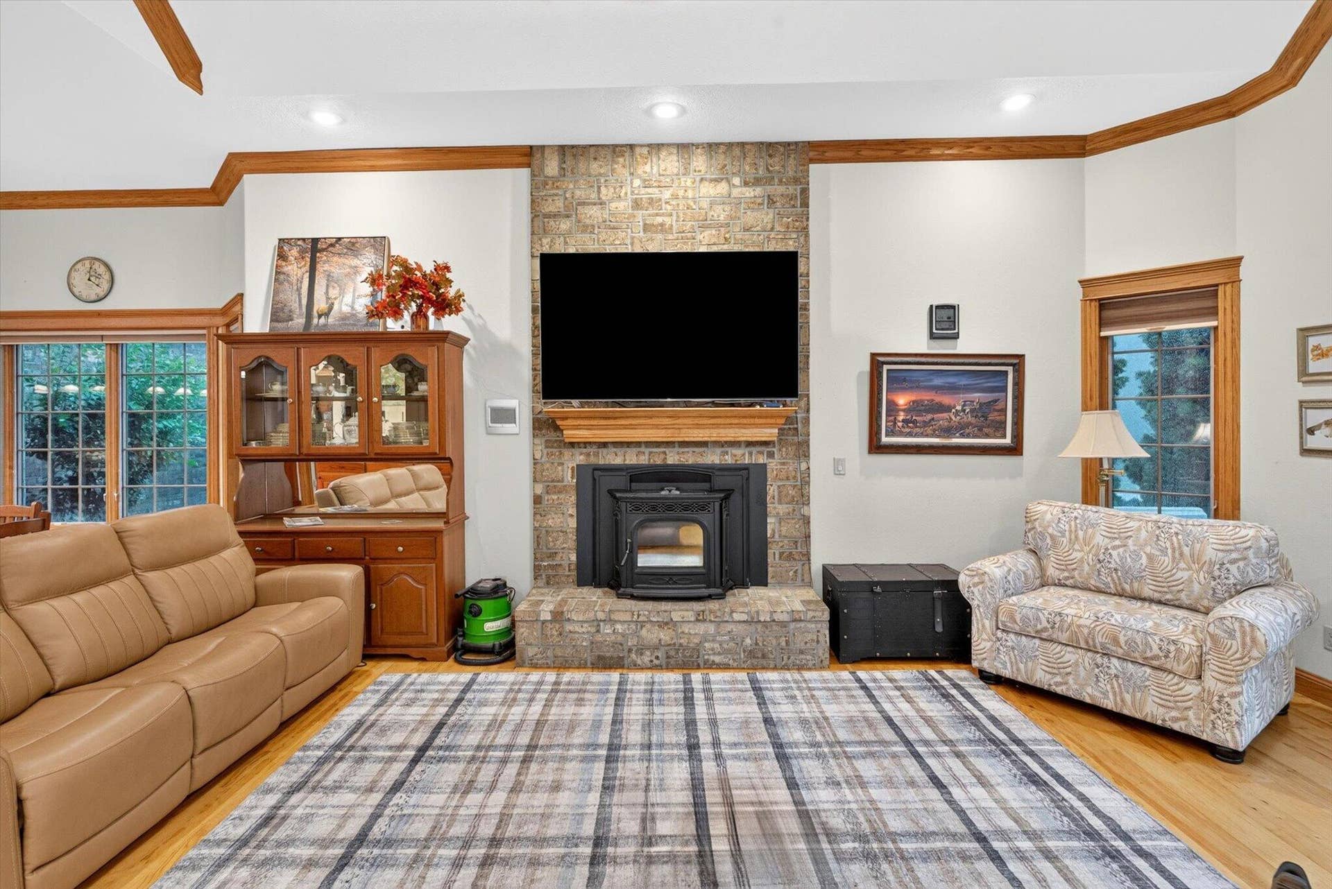 6279 N Farm Road 215, Strafford, MO 65757 032-Fireplace 2