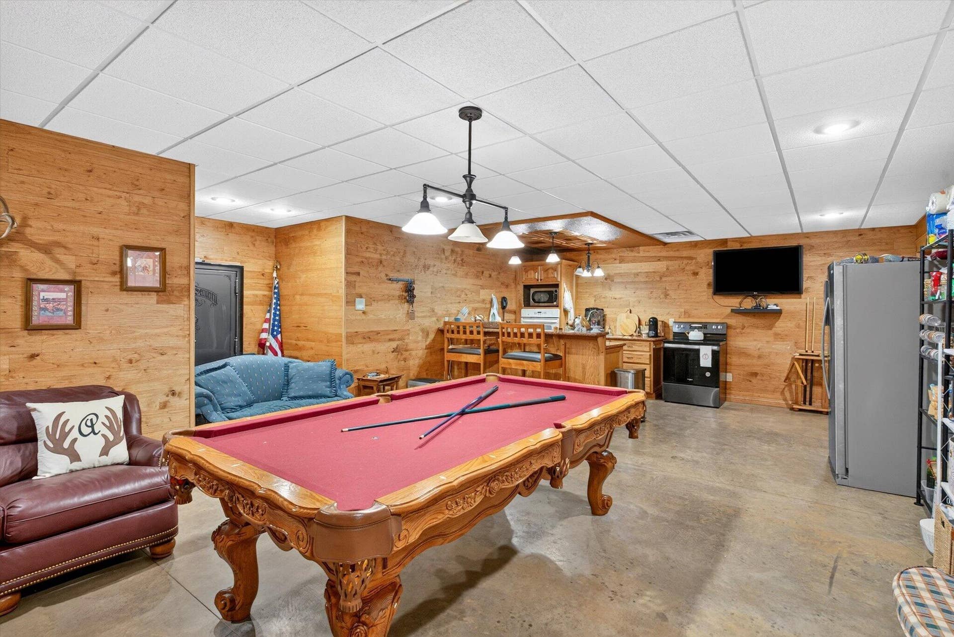 6279 N Farm Road 215, Strafford, MO 65757 066-66
