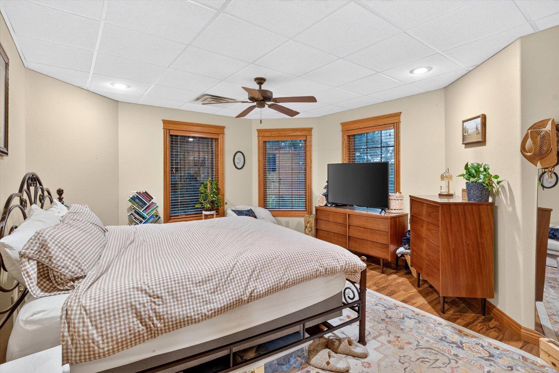 6279 N Farm Road 215, Strafford, MO 65757 072-Bedroom 6
