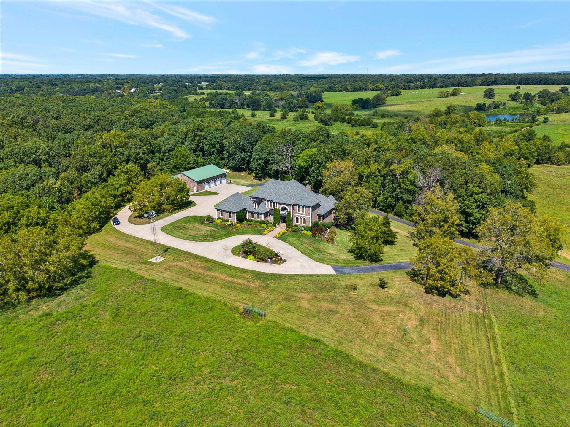 6279 N Farm Road 215, Strafford, MO 65757 100-A5