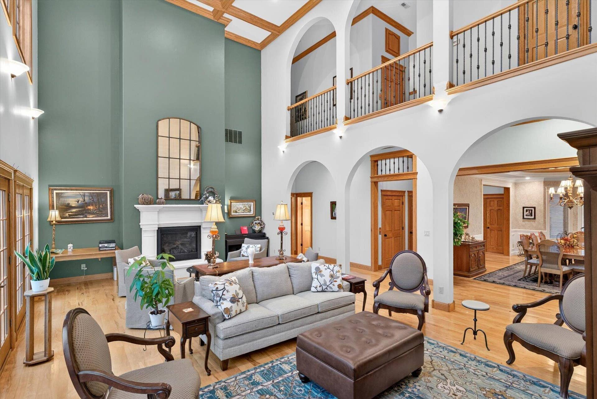 6279 N Farm Road 215, Strafford, MO 65757 017-Entertainment Living Room