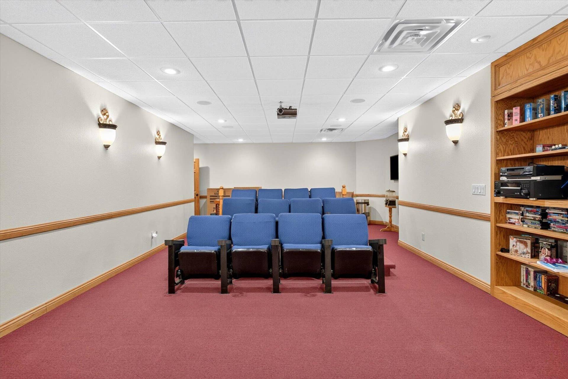 6279 N Farm Road 215, Strafford, MO 65757 077-Home Theater