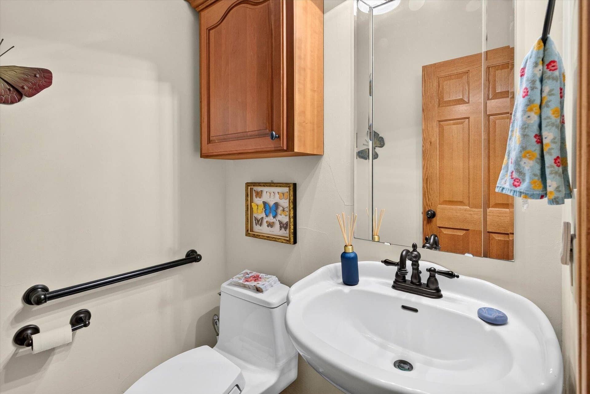 6279 N Farm Road 215, Strafford, MO 65757 020-Half Bath