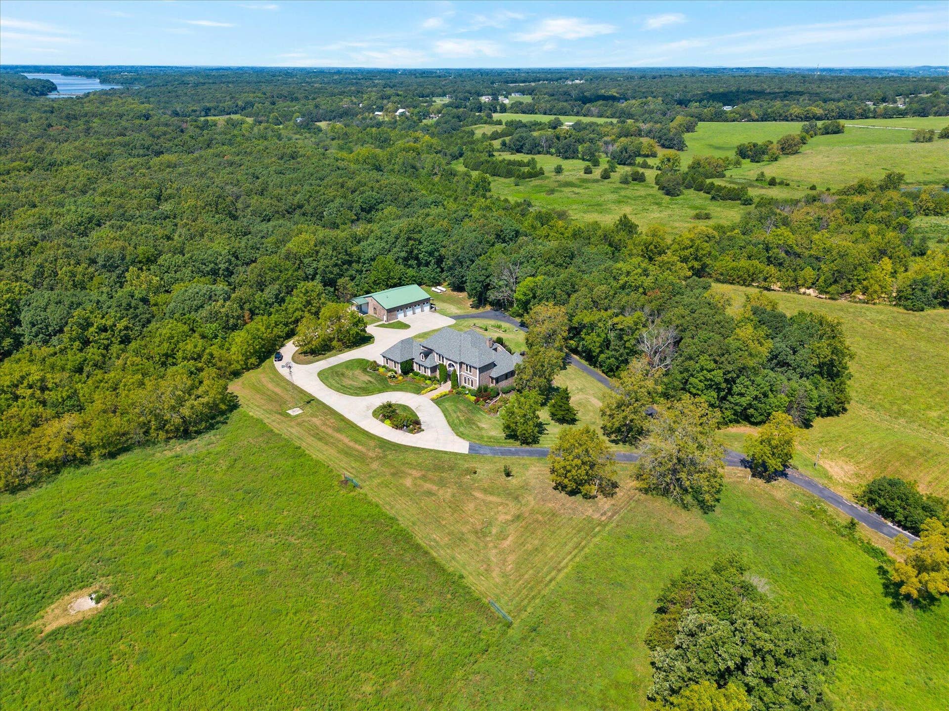 6279 N Farm Road 215, Strafford, MO 65757 101-A6