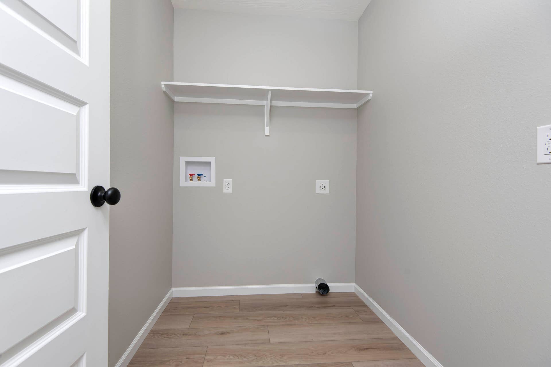 731 S Wheaton Hills Drive, #Lot 217, Nixa, MO 65714 Laundry Room