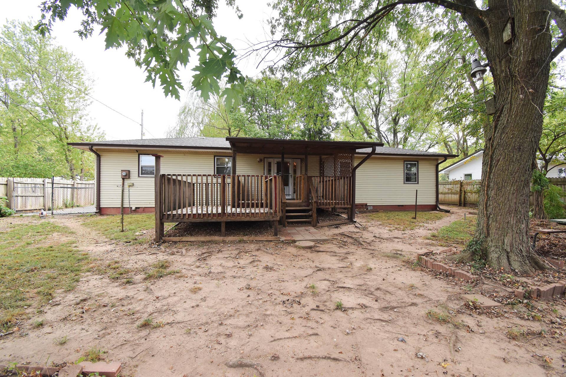 2303 S Orchard Avenue, Bolivar, MO 65613 DSC_1297
