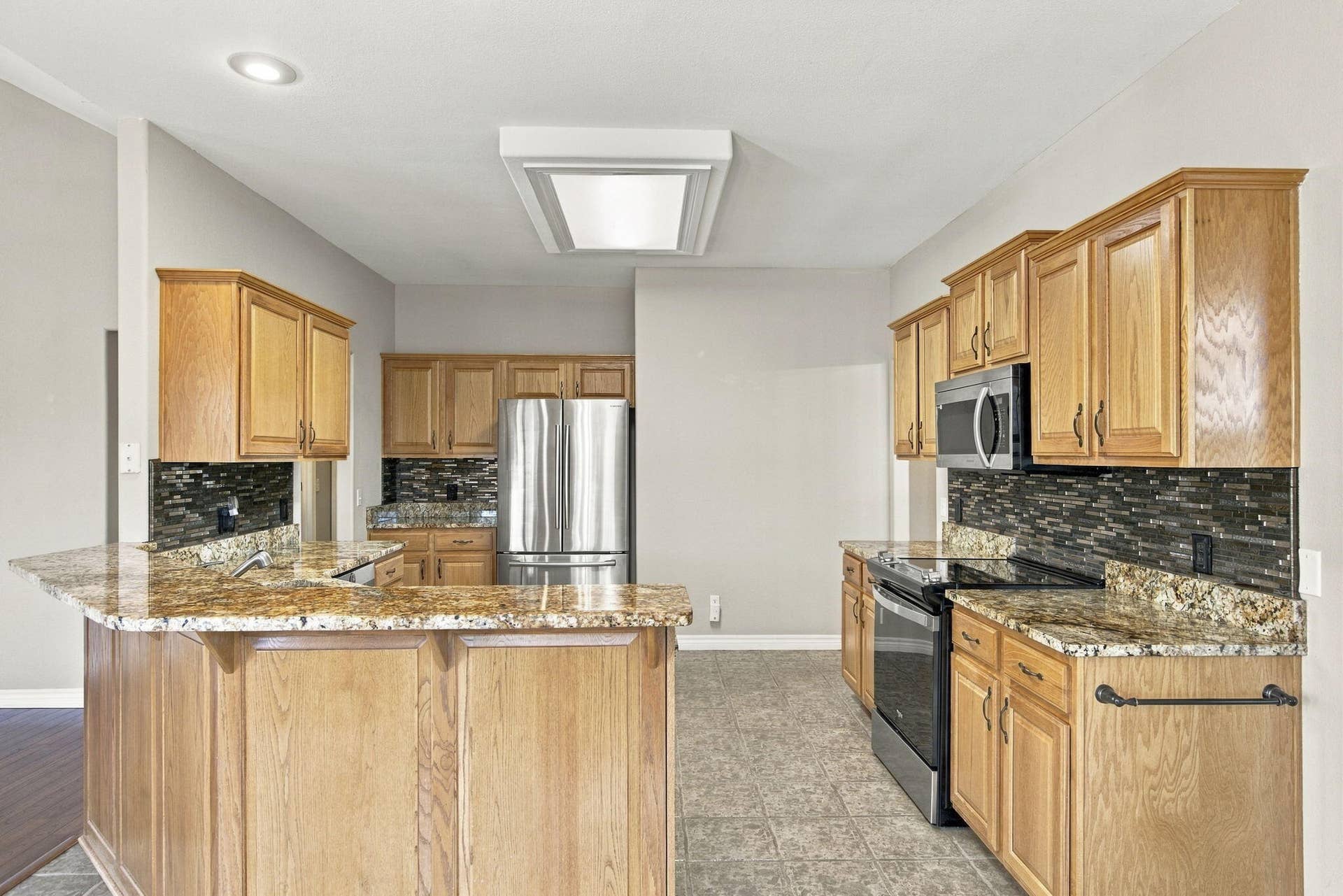 24 Lands End, Kimberling City, MO 65686 What a kitchen!