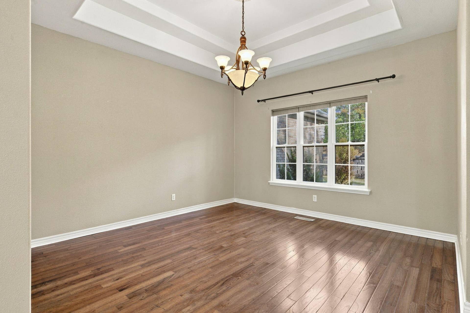 24 Lands End, Kimberling City, MO 65686 Make this space your own