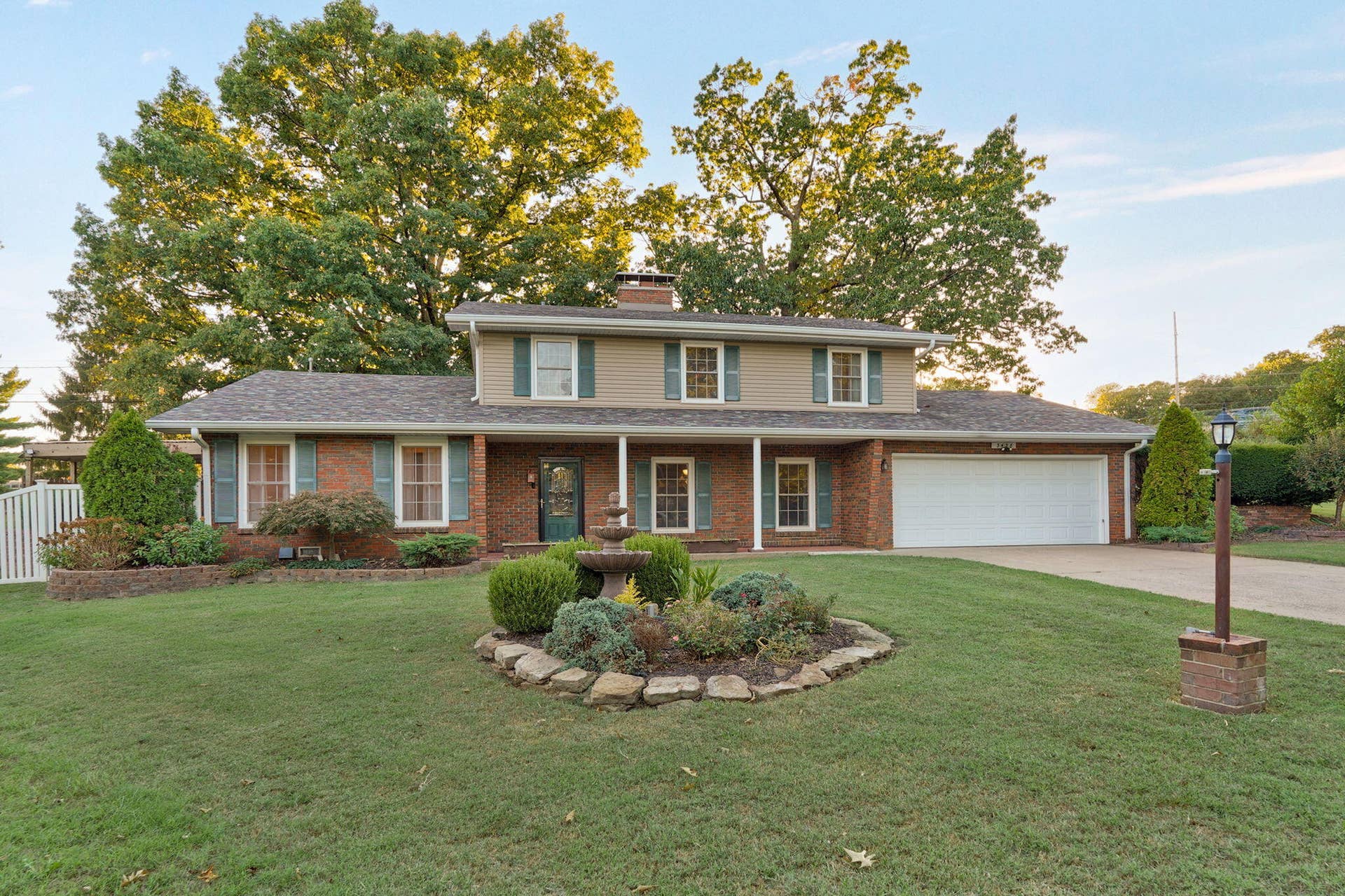 3438 E Carol Drive, Springfield, MO 65809 3438 E Carol Dr-45