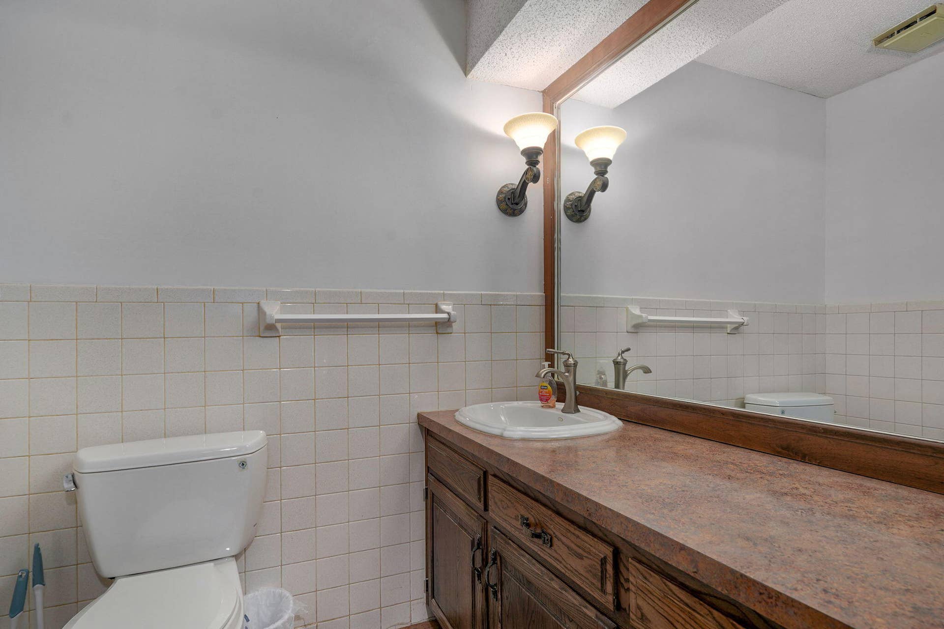 3438 E Carol Drive, Springfield, MO 65809 3438 E Carol Dr-21