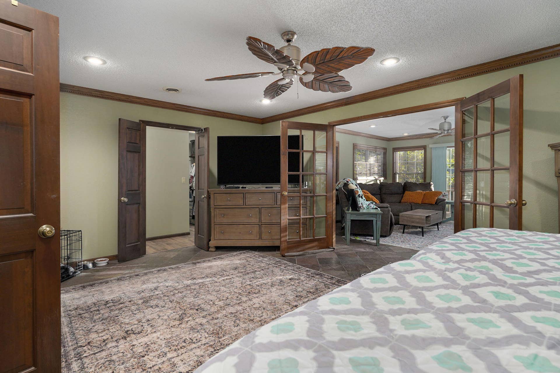 3438 E Carol Drive, Springfield, MO 65809 3438 E Carol Dr-23